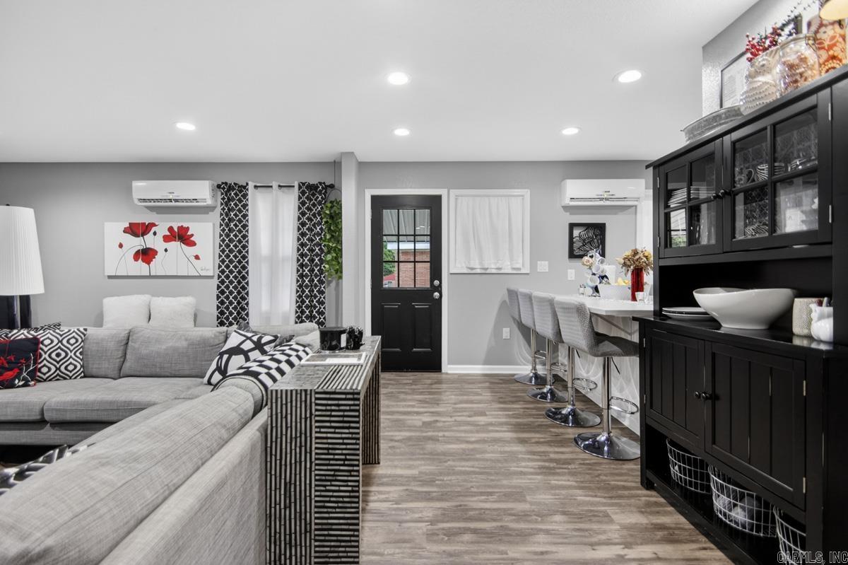 Lund and Hill - Residential
