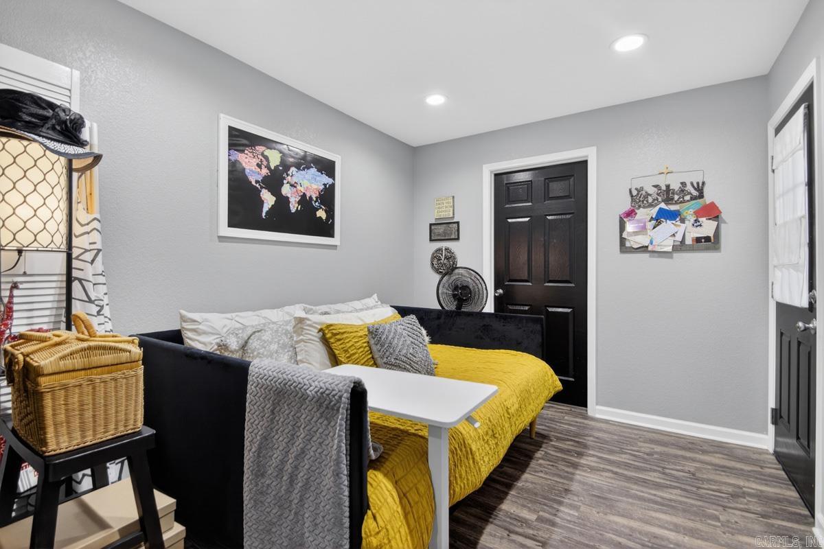 Lund and Hill - Residential