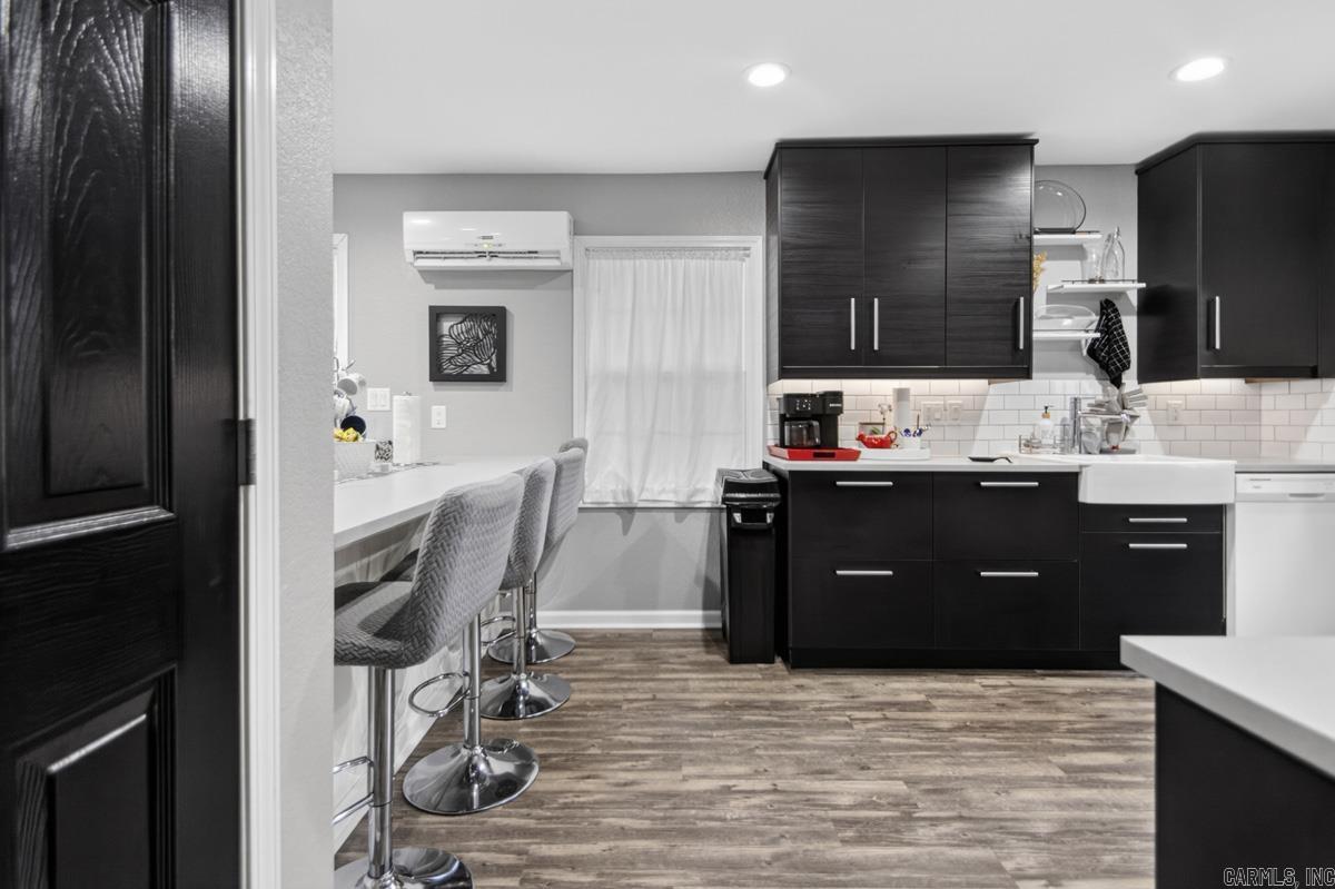 Lund and Hill - Residential