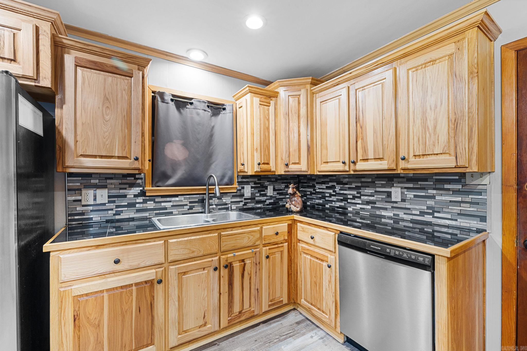 J D WOOD ADDN - Residential
