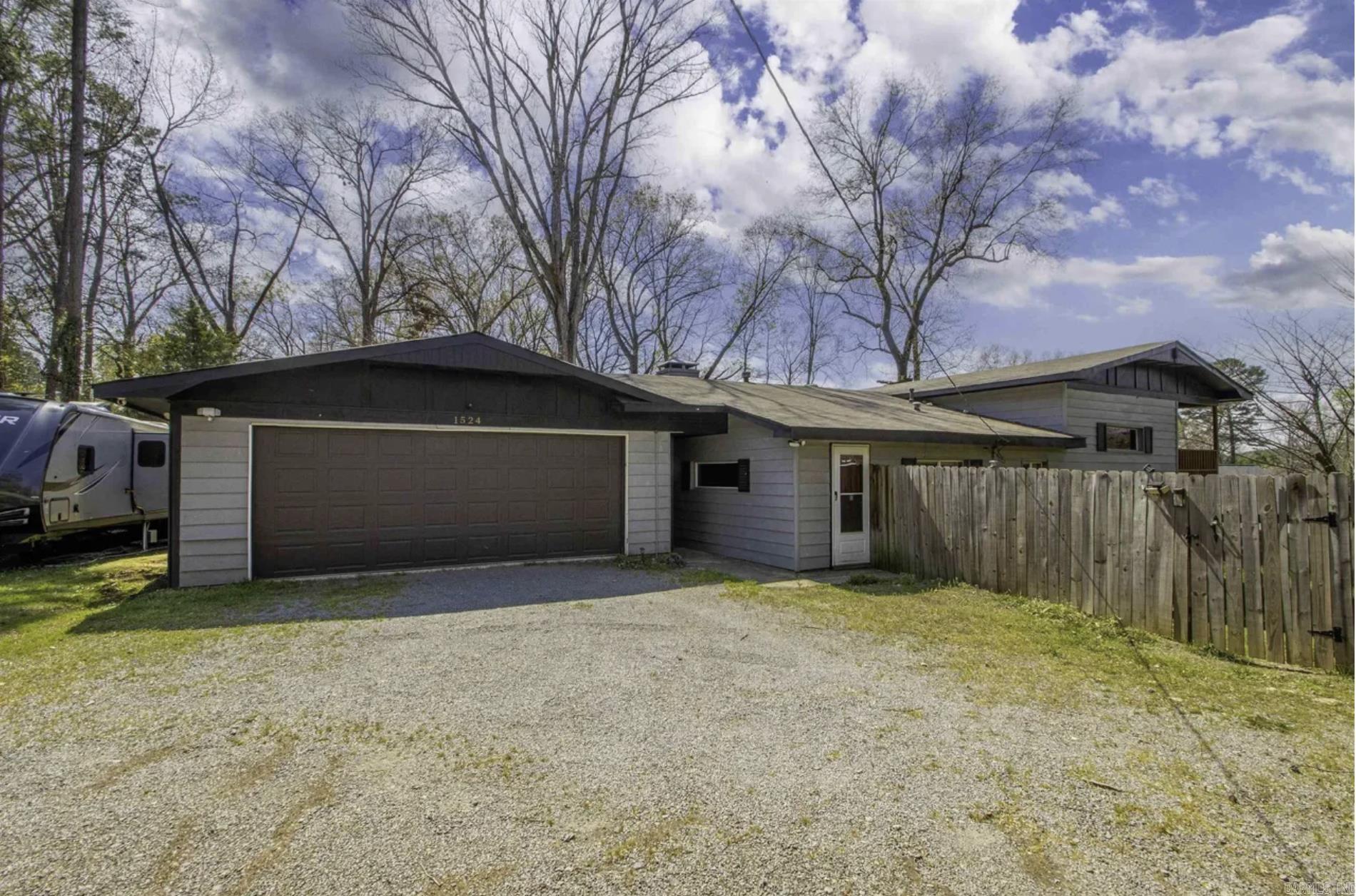3 Bed 2 Bath