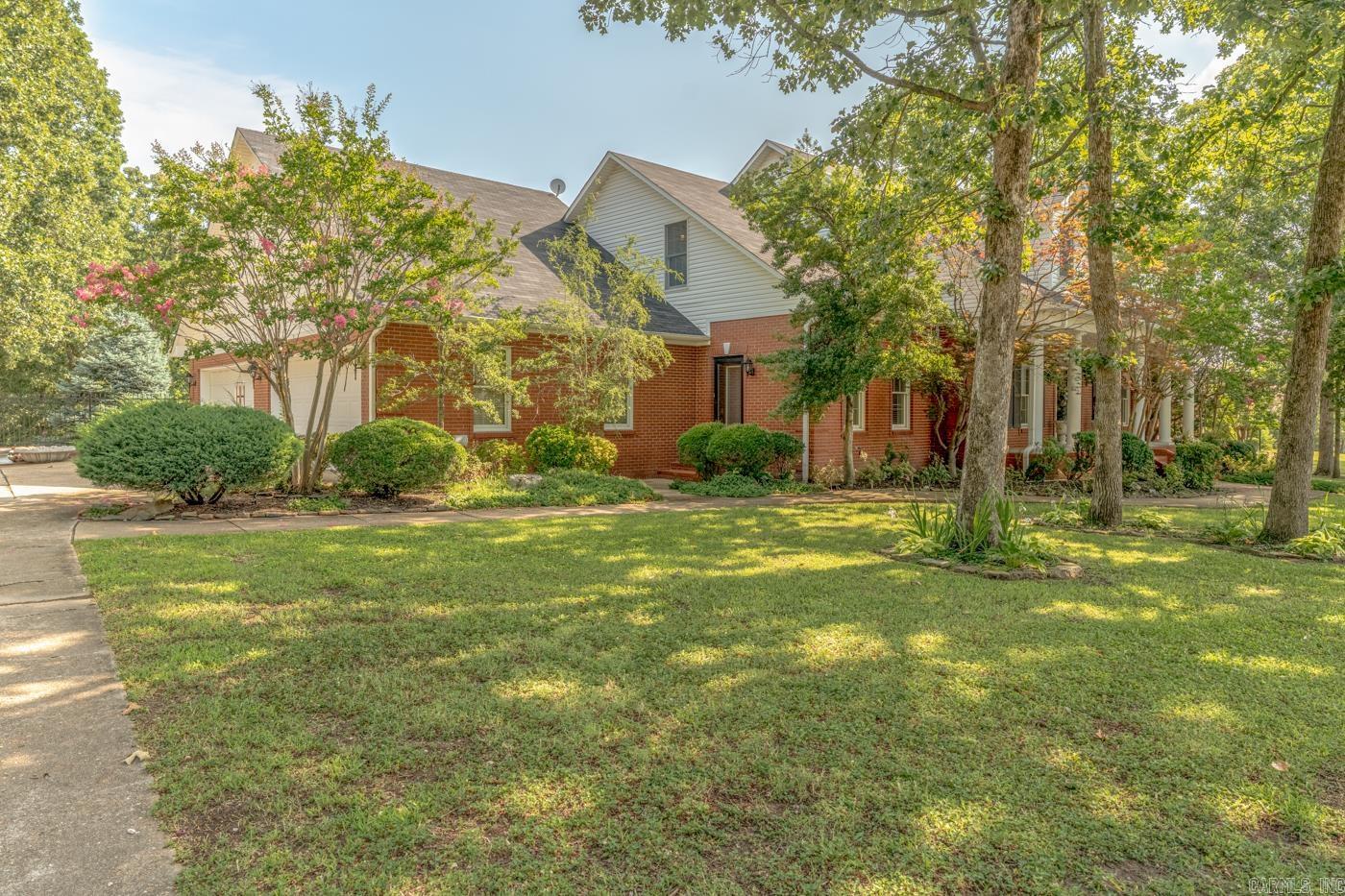 WOODSPRINGS ESTATES - Residential