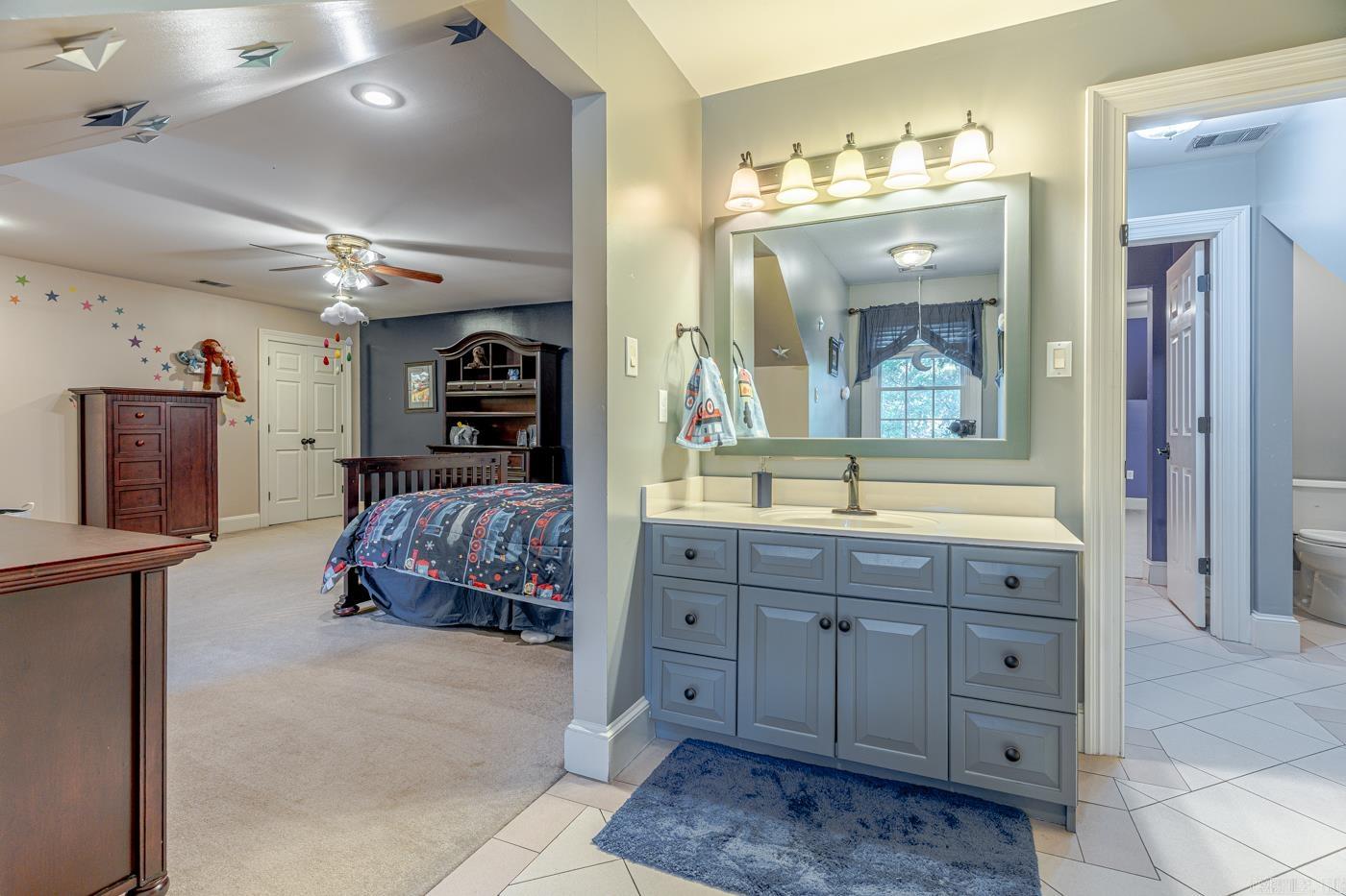 WOODSPRINGS ESTATES - Residential