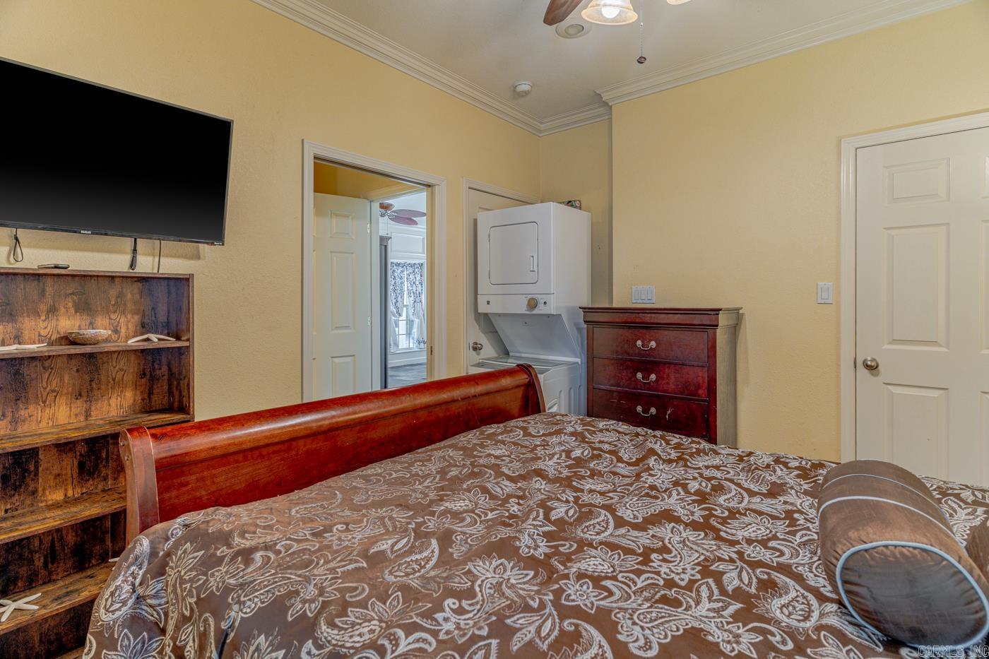 WOODSPRINGS ESTATES - Residential
