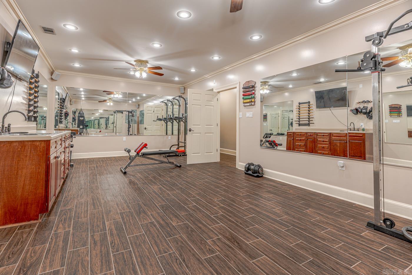 WOODSPRINGS ESTATES - Residential