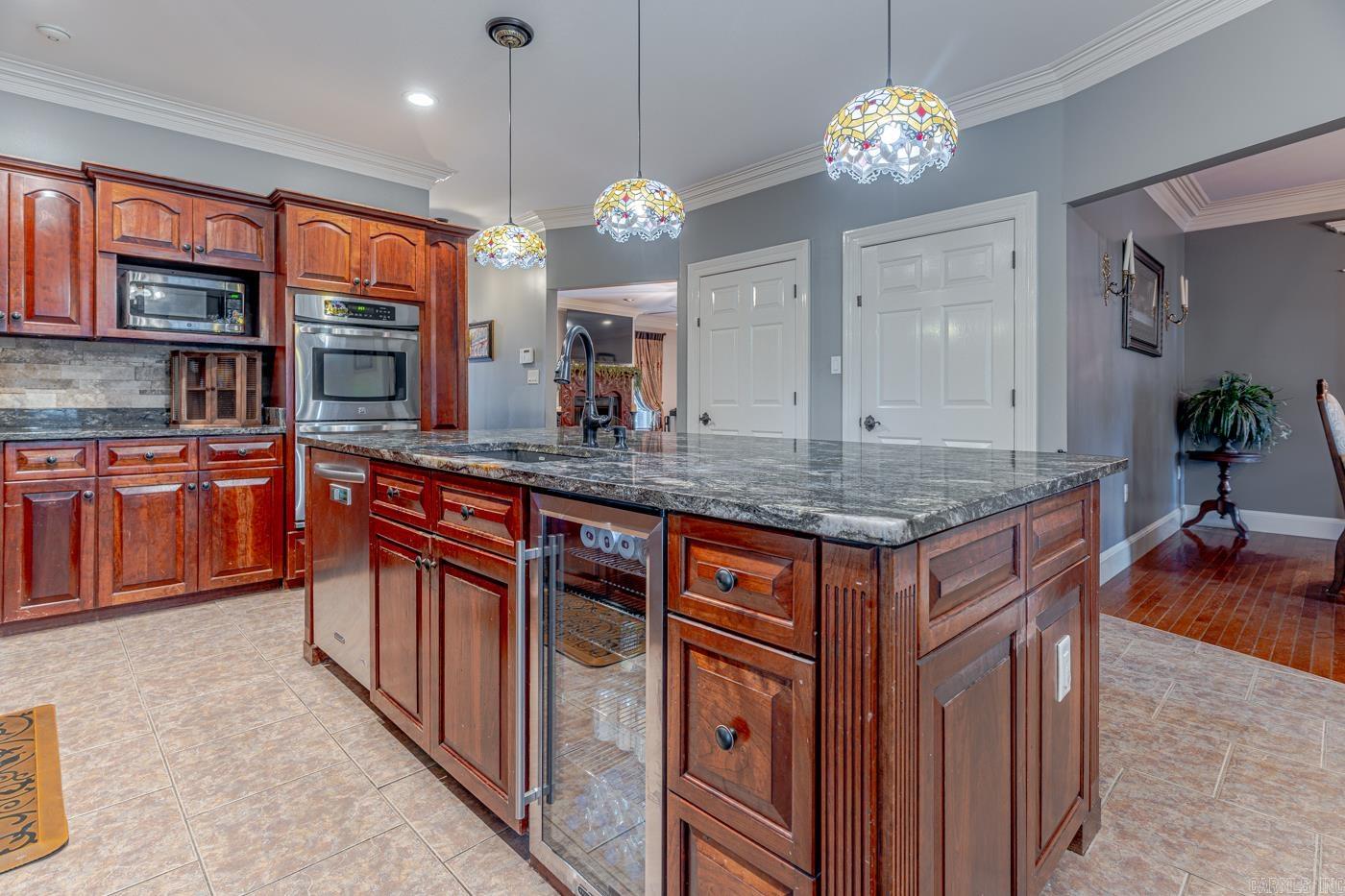 WOODSPRINGS ESTATES - Residential
