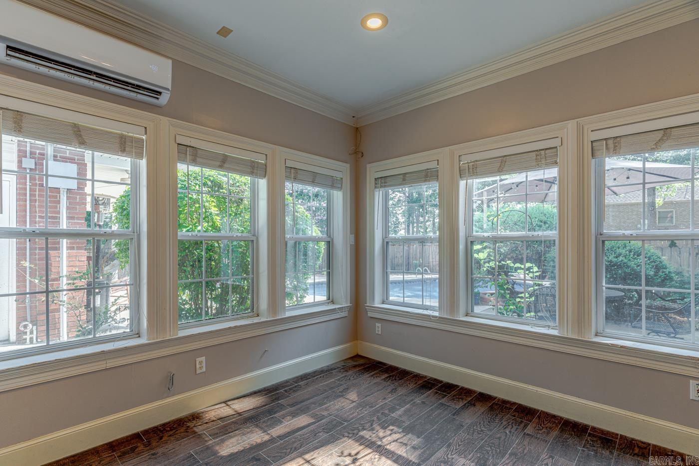 WOODSPRINGS ESTATES - Residential