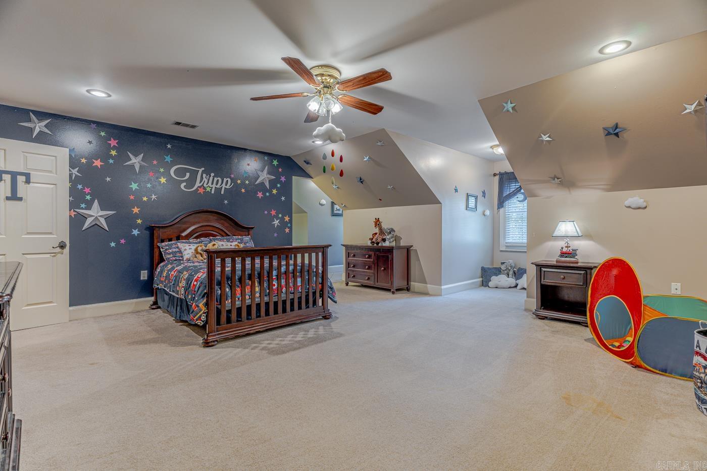 WOODSPRINGS ESTATES - Residential