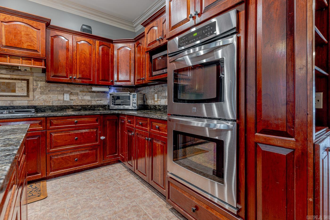 WOODSPRINGS ESTATES - Residential