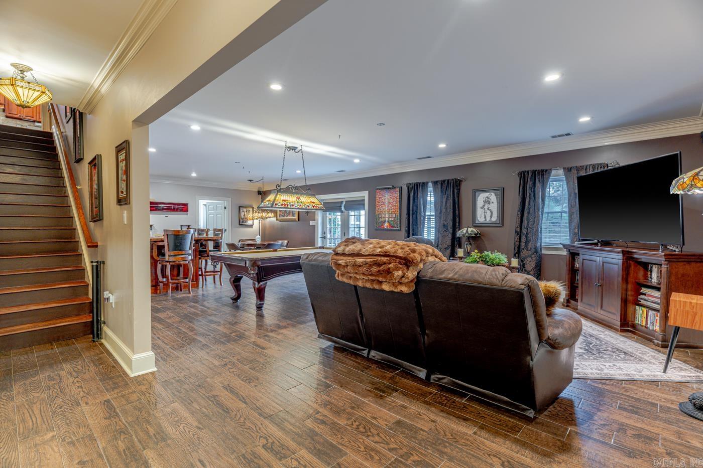WOODSPRINGS ESTATES - Residential