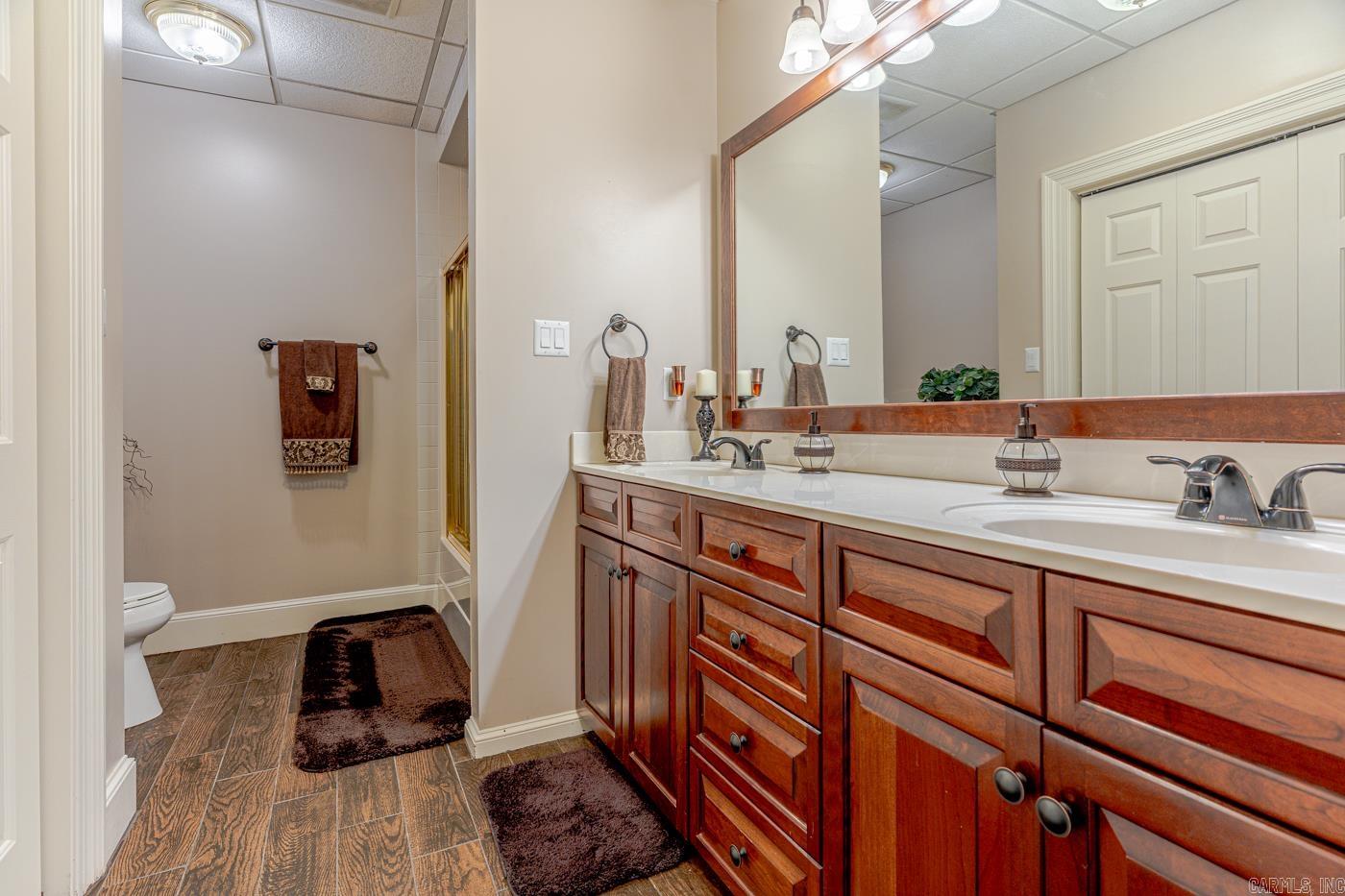 WOODSPRINGS ESTATES - Residential