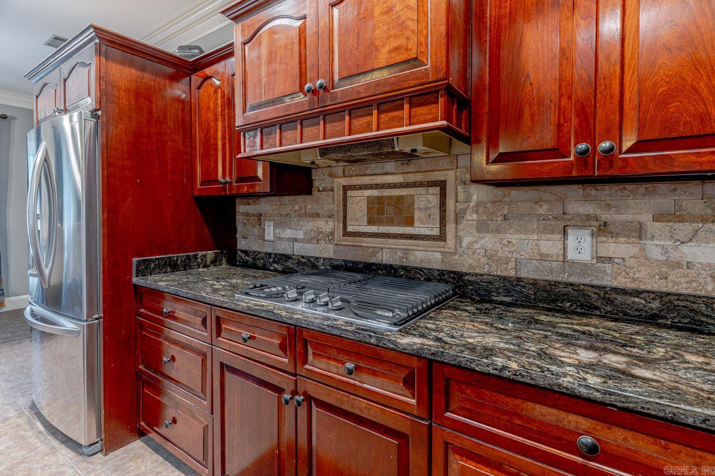 WOODSPRINGS ESTATES - Residential