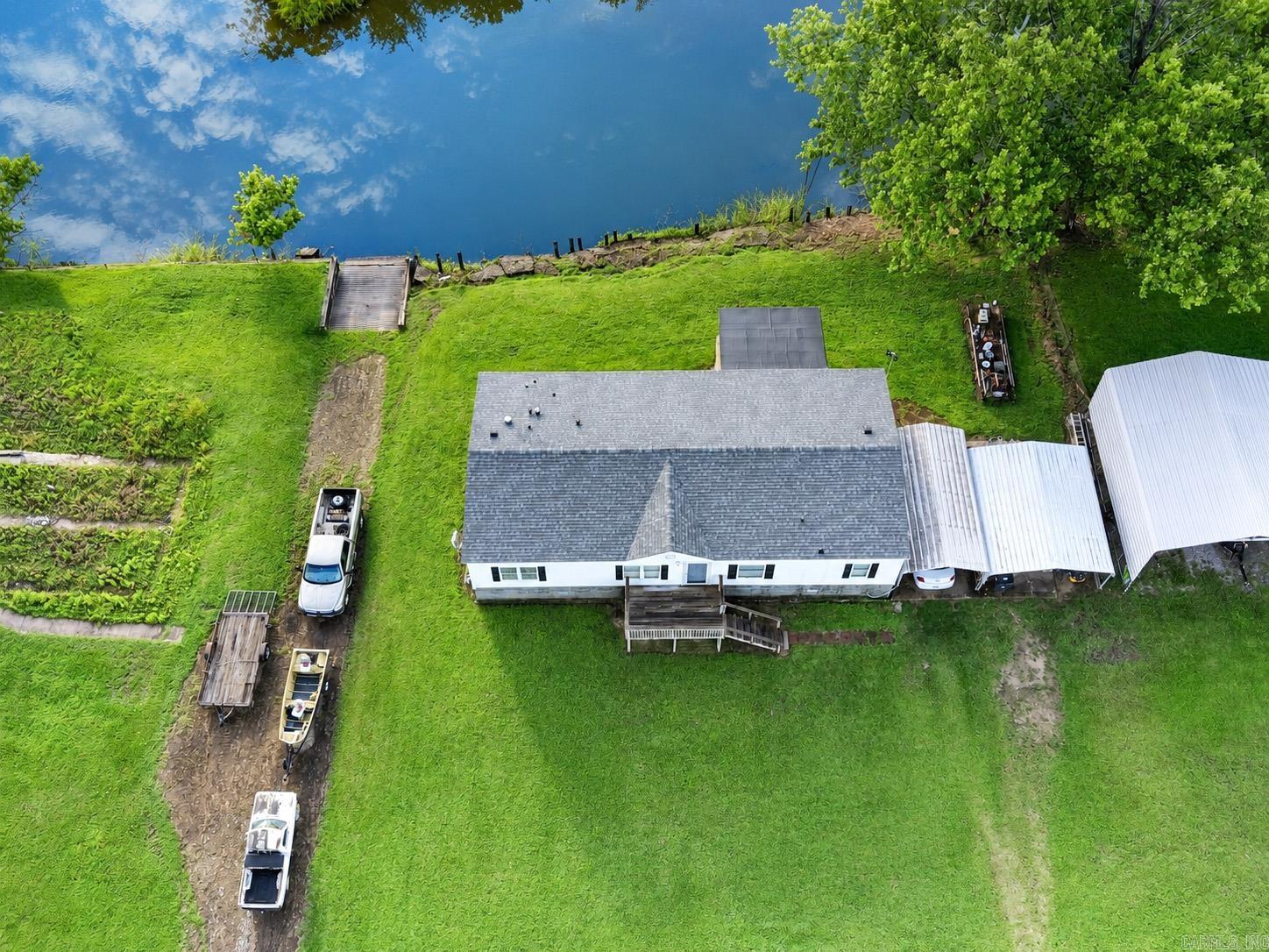 ISLAND HARBOR EST SOUTH - Residential