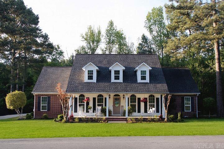 COUNTRY CLUB ESTATES - Residential