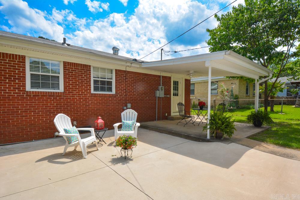 BRADENS ADDN TO JACK - Residential