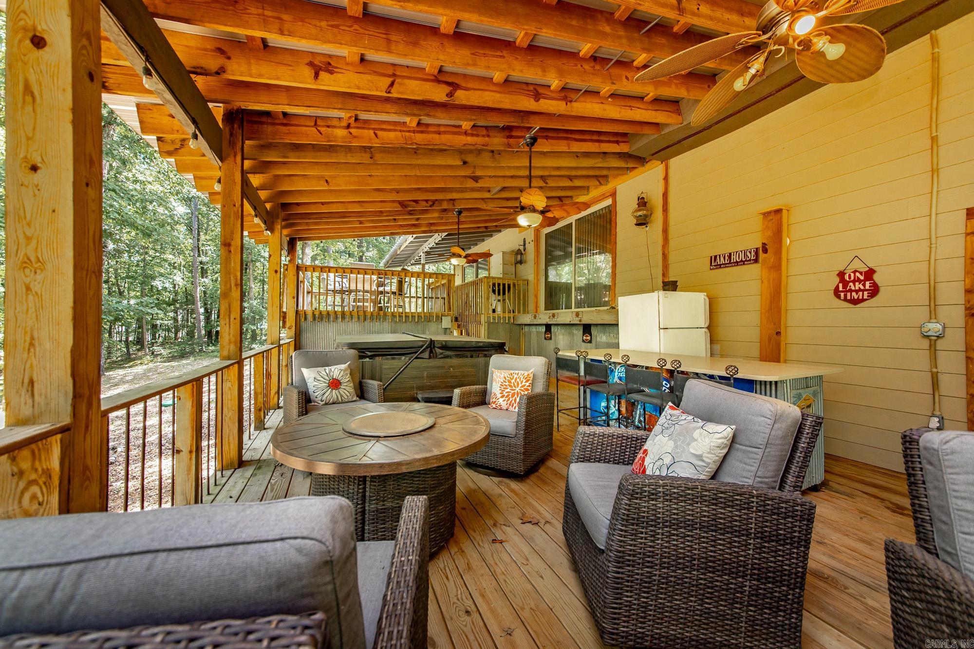 PLEASANT RIDGE - Residential