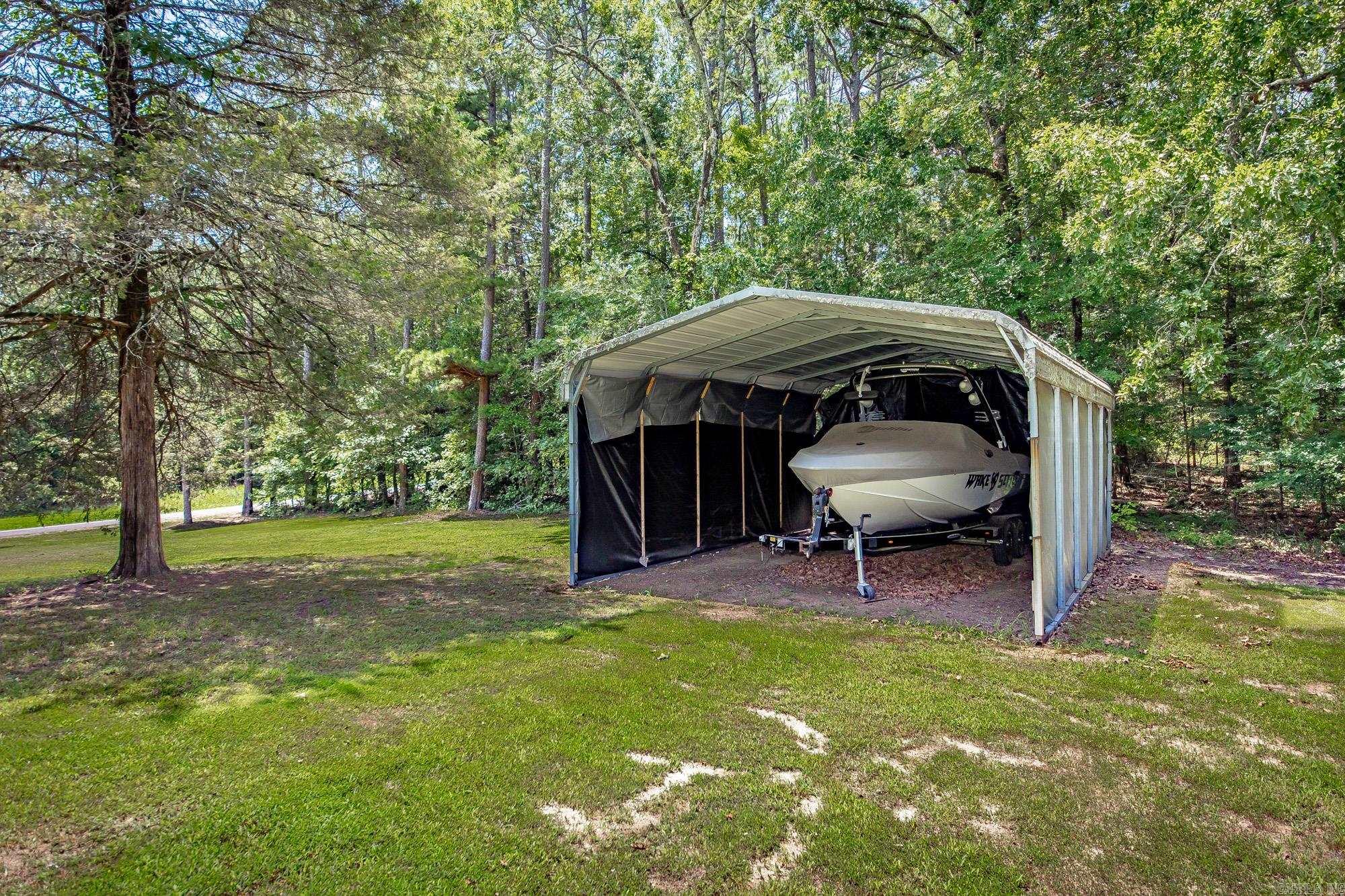 PLEASANT RIDGE - Residential