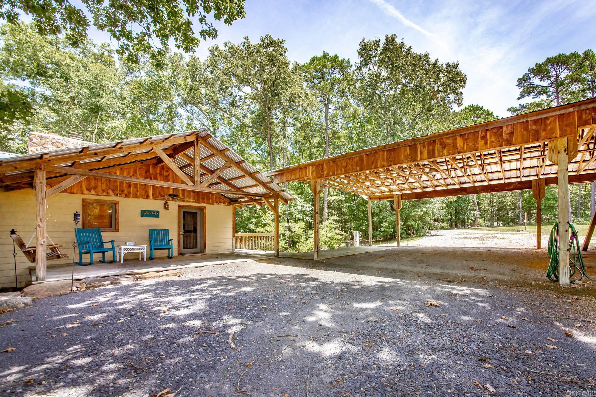 PLEASANT RIDGE - Residential