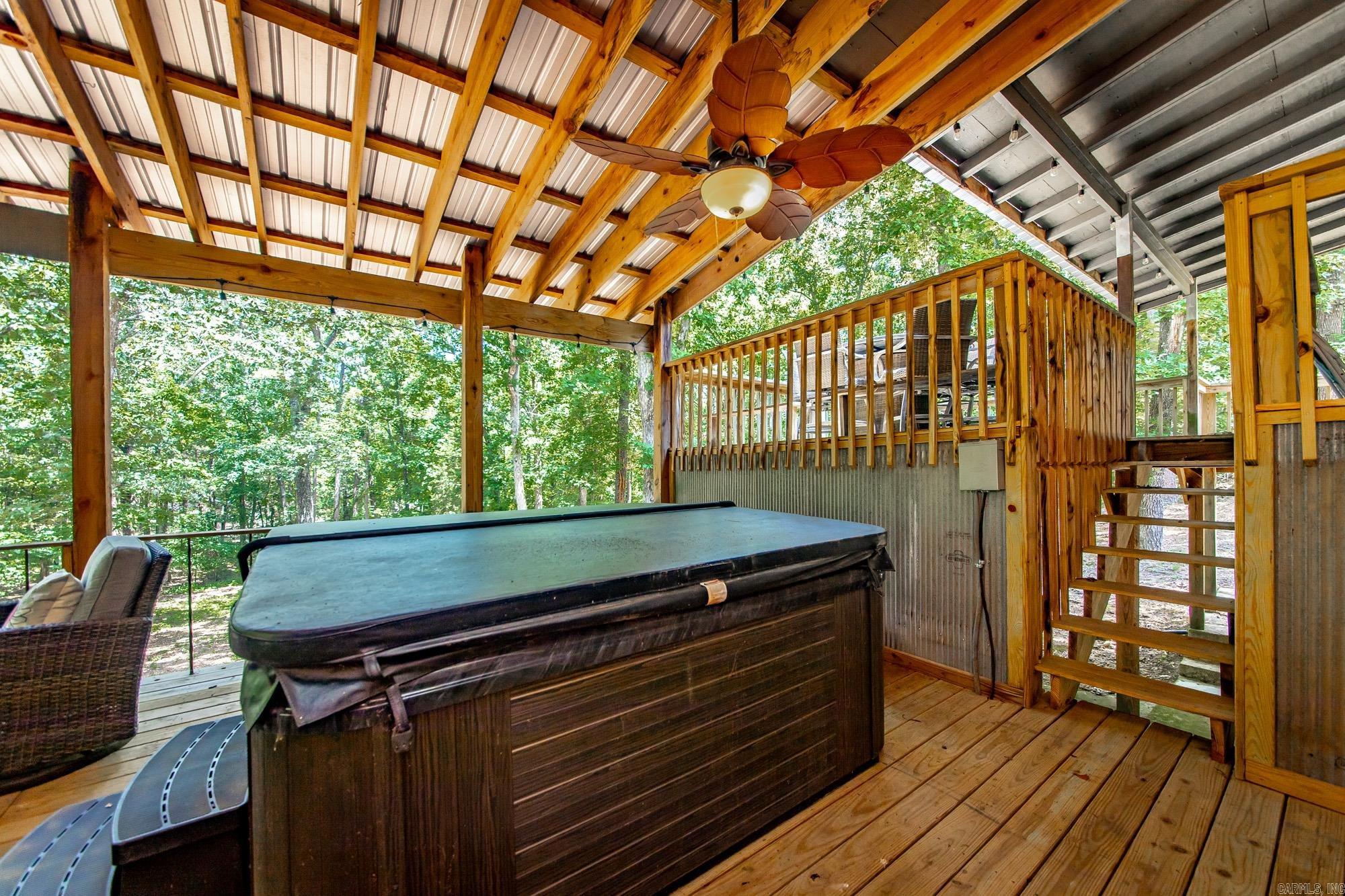 PLEASANT RIDGE - Residential
