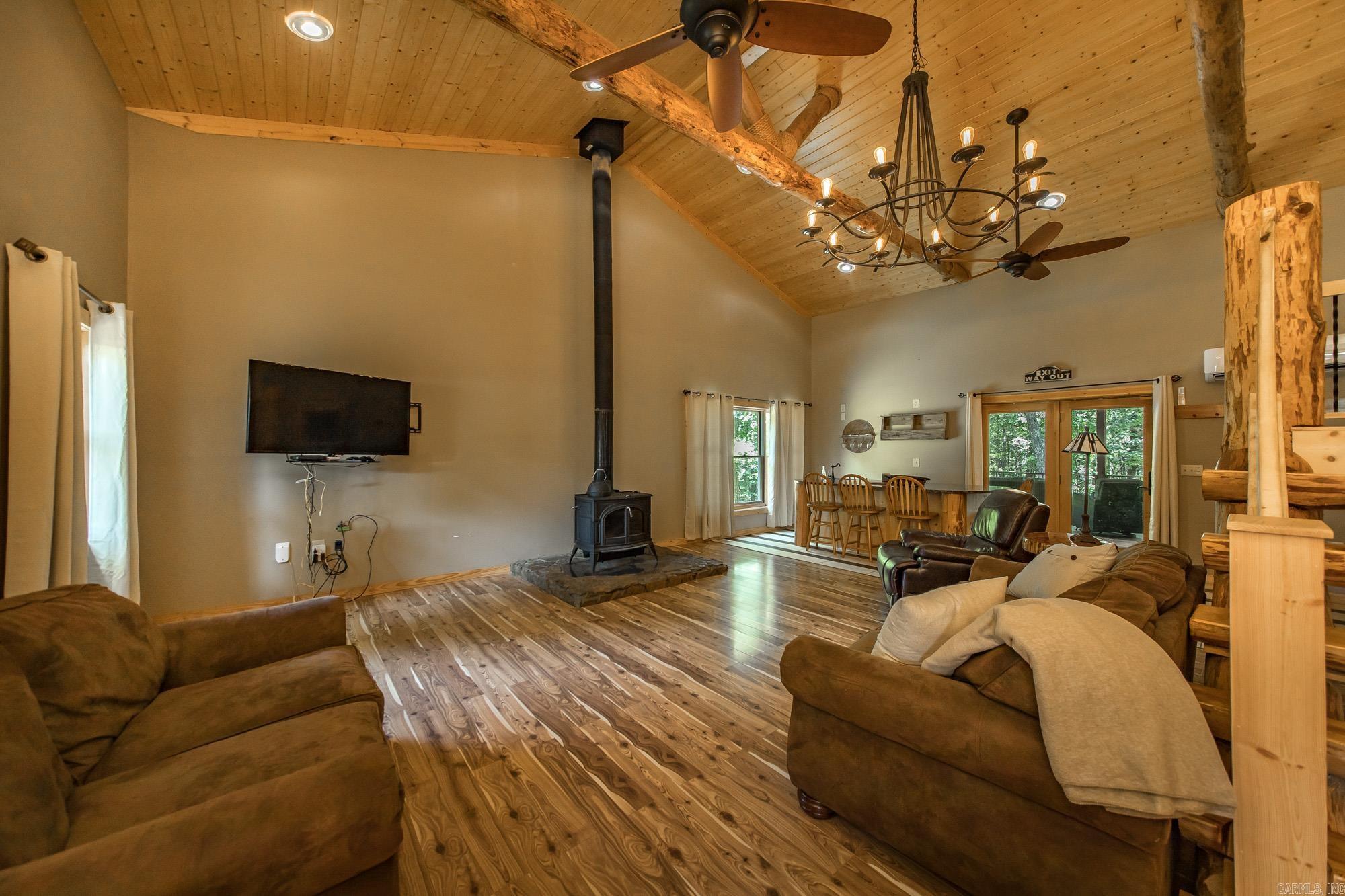 PLEASANT RIDGE - Residential