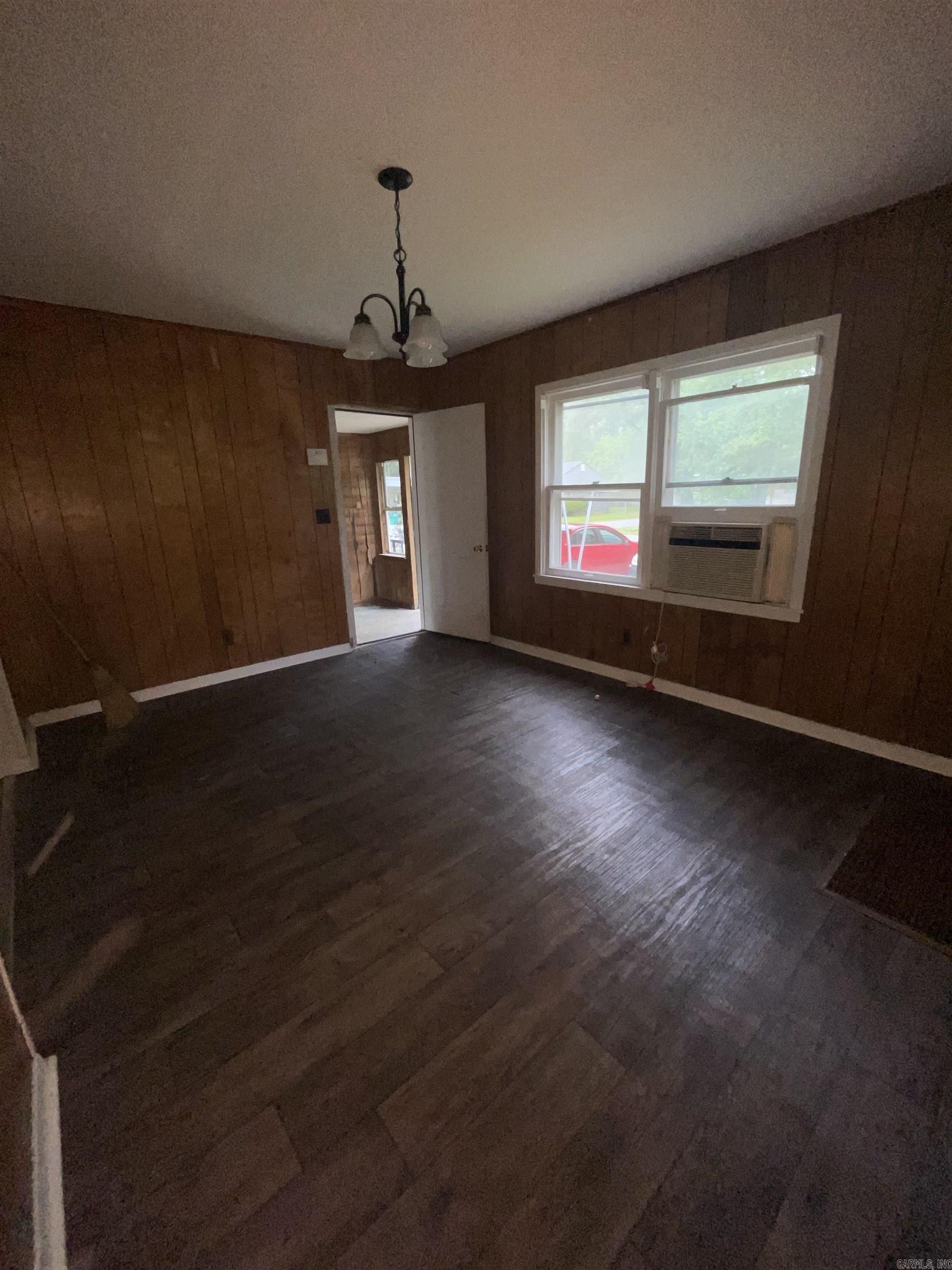 2 bed, 1 bath home for rent! This home features a spacious, fenced in back yard and a covered garage with plenty of space for tools and outdoor toys! Call us today to schedule a tour!  870-534-2823