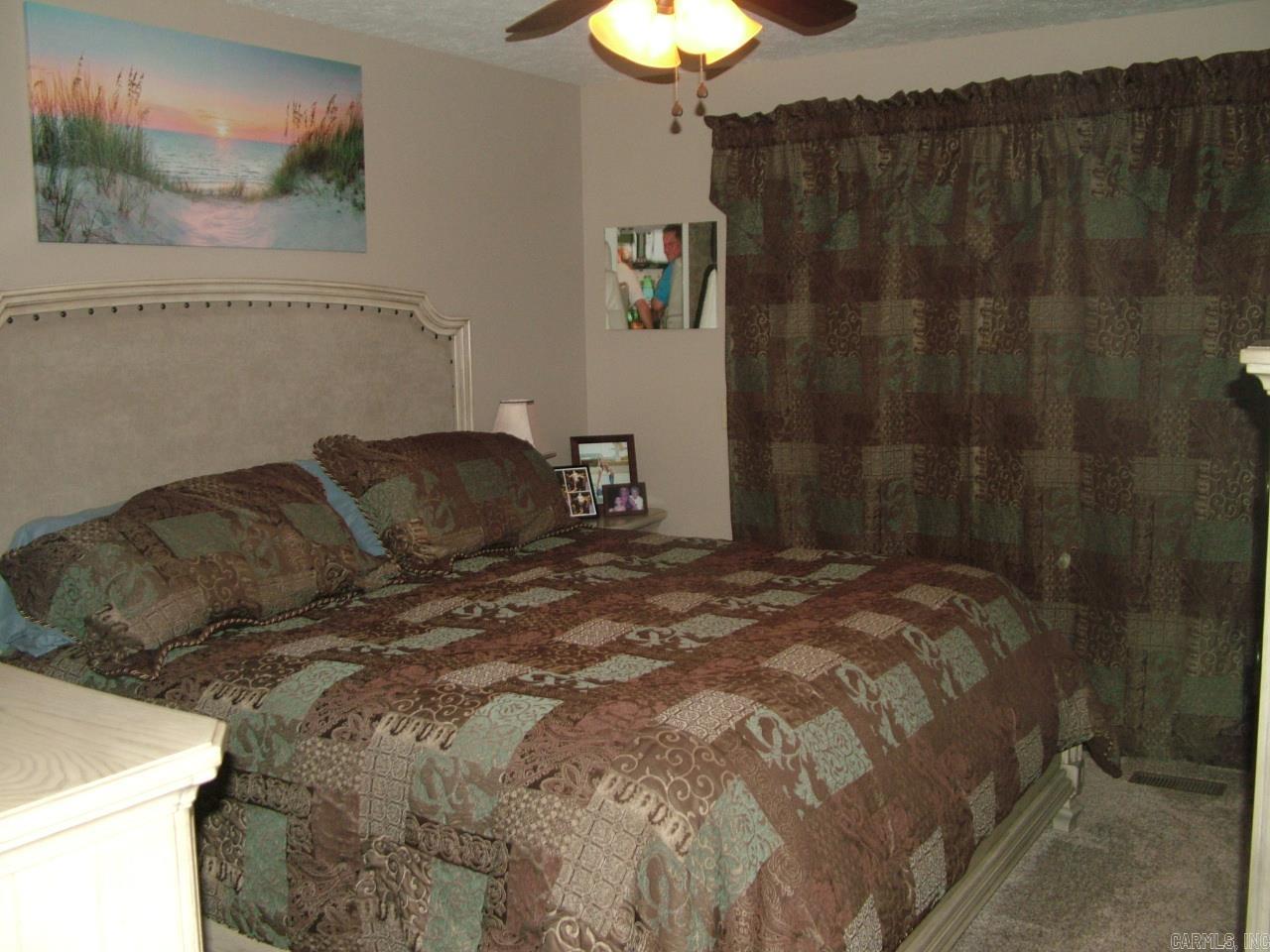 DELWOOD MANOR - Residential