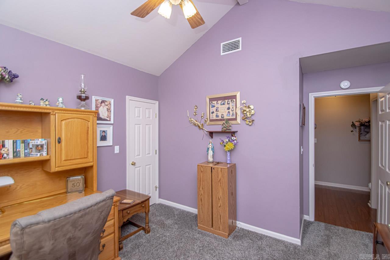 ANGEL COURT - Residential