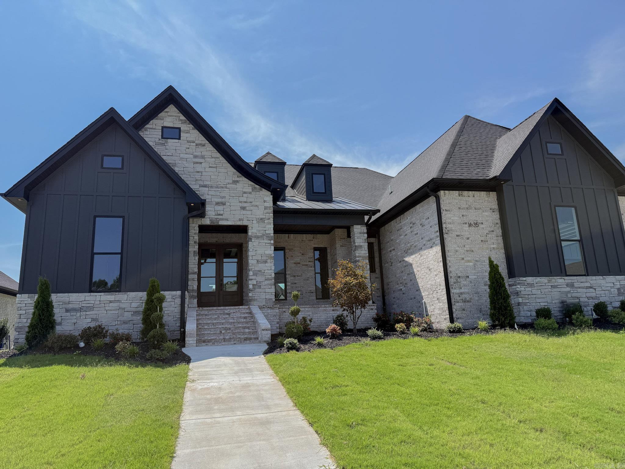 Lands End Estates - Residential
