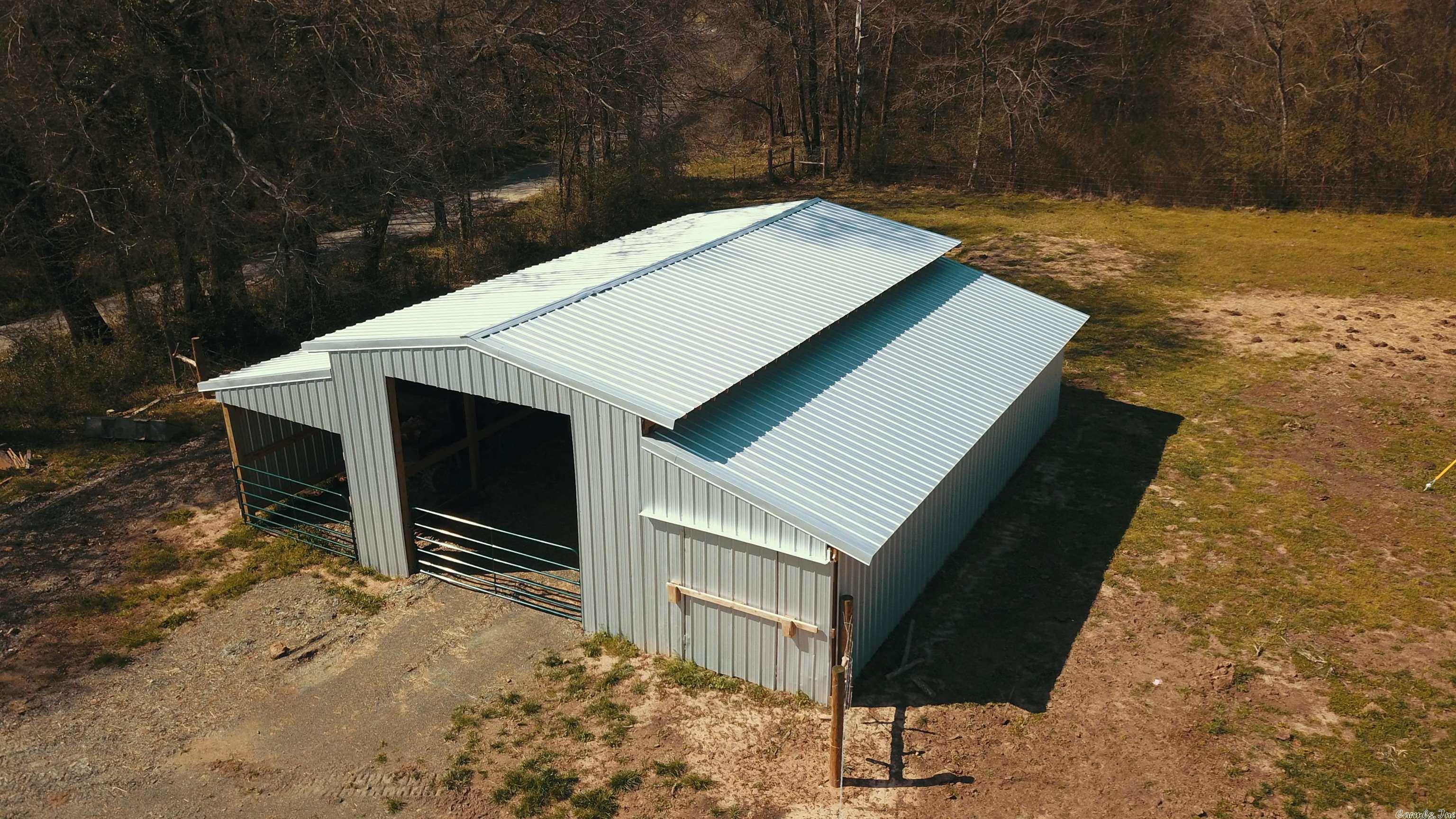 Hatfeld - Farm