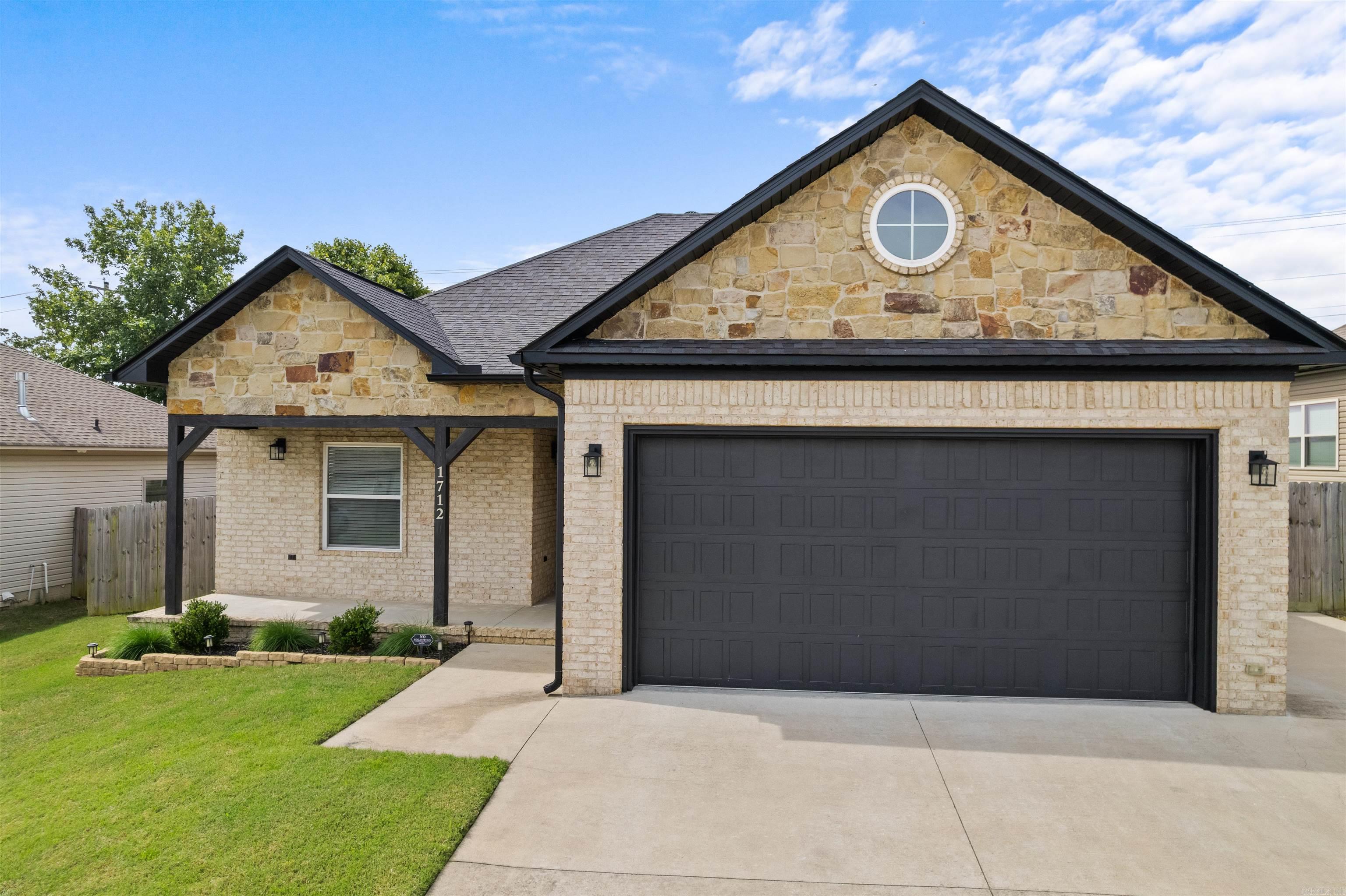 NORTHBROOK SUB - NORTH LITTLE RO - Residential