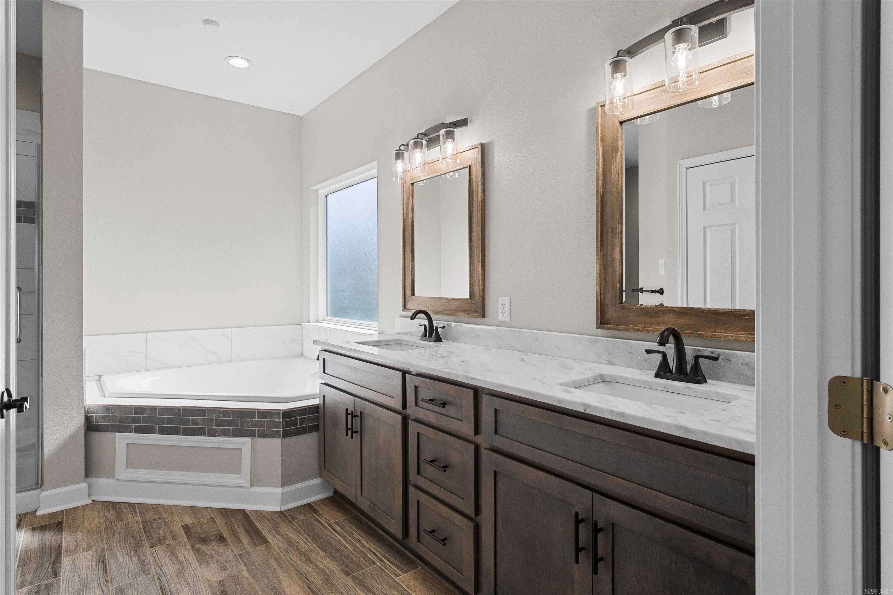 NORTHBROOK SUB - NORTH LITTLE RO - Residential
