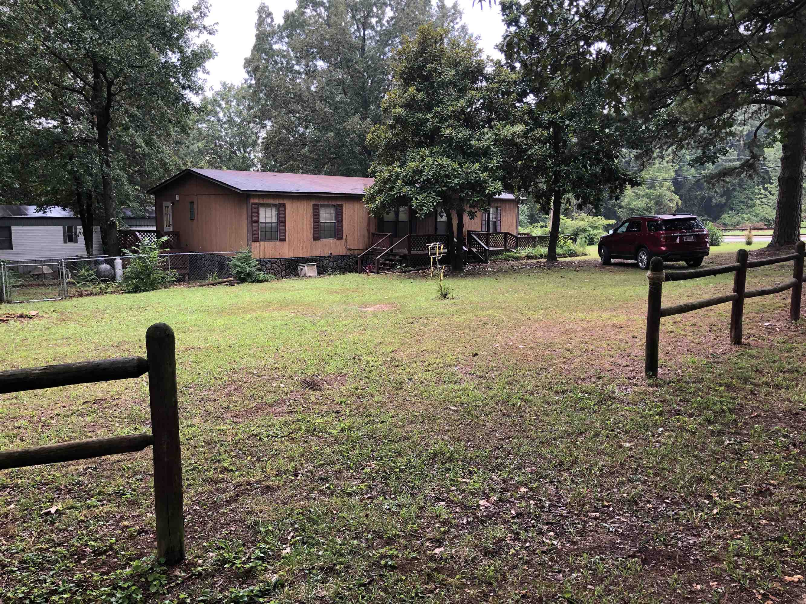 Well kept Manufactured Home in a park like setting. This Home is walking distance to the town square and shopping. Priced to sell, this wont last long.