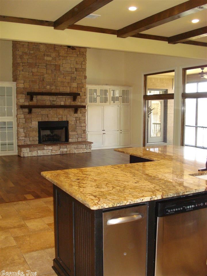 HURRICANE LAKE EST - Residential