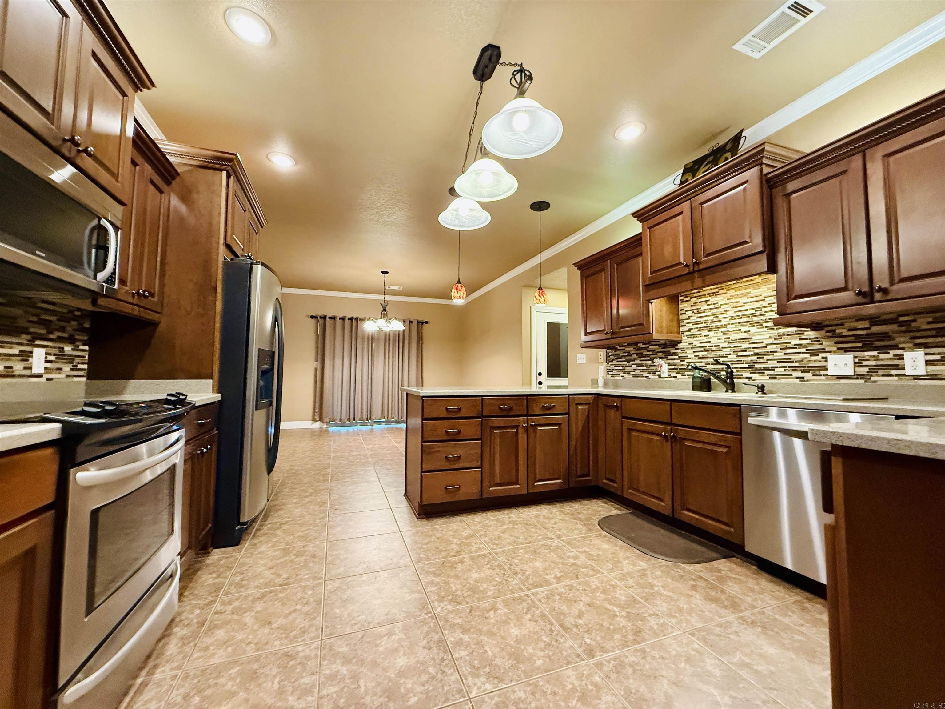 Country Lake - Residential