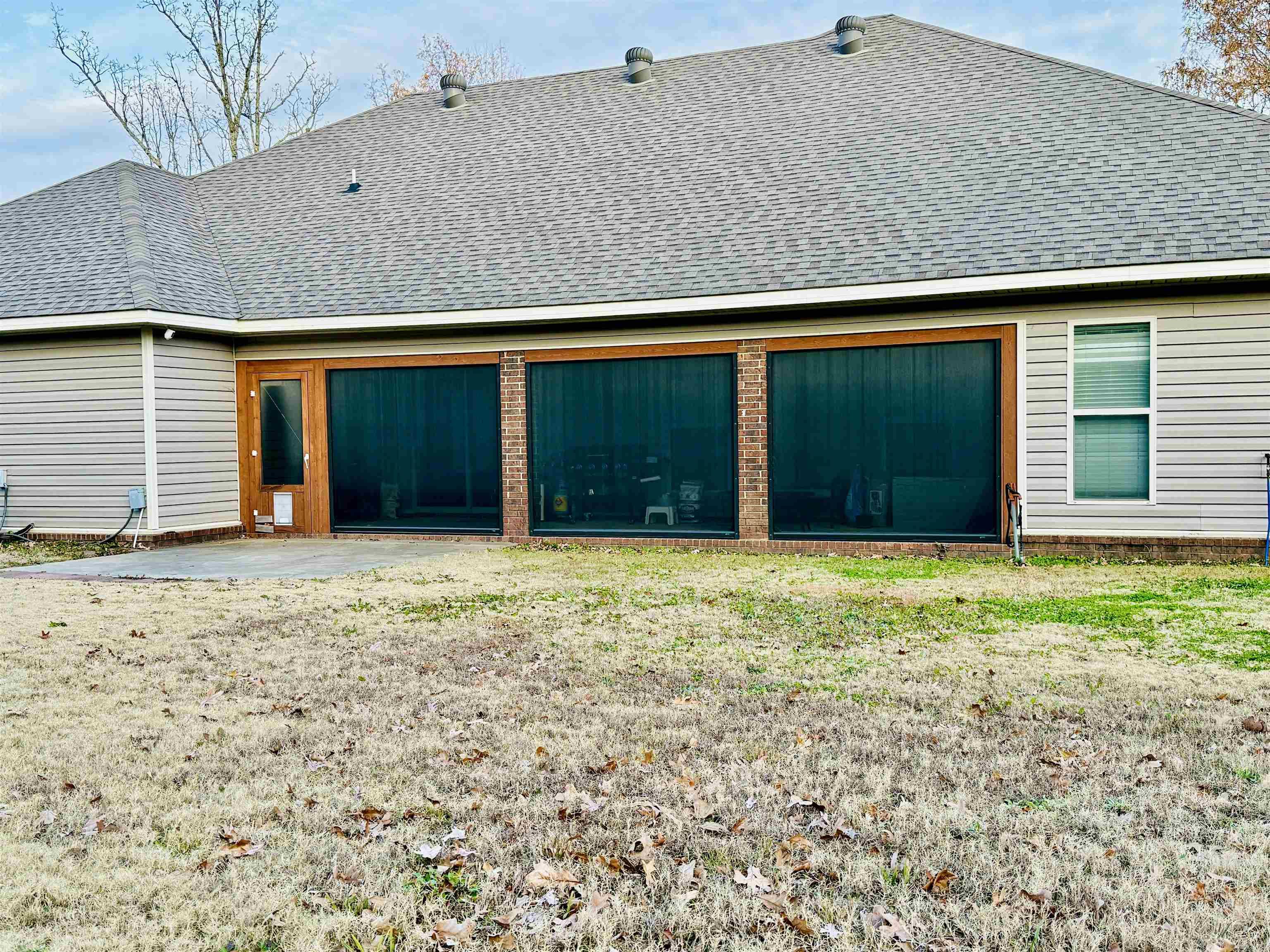 Country Lake - Residential
