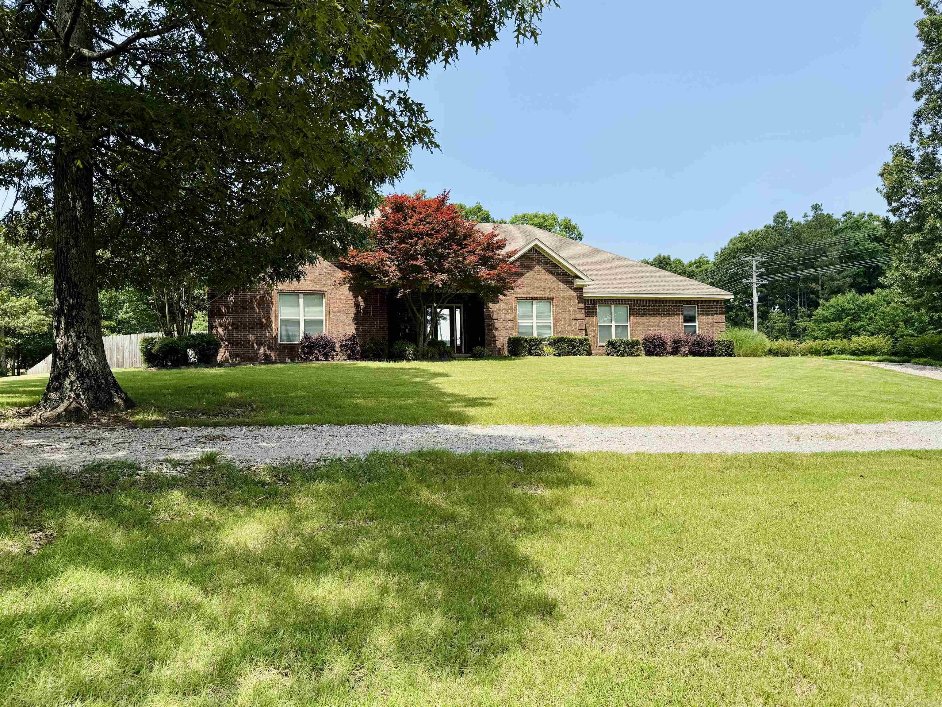 Country Lake - Residential