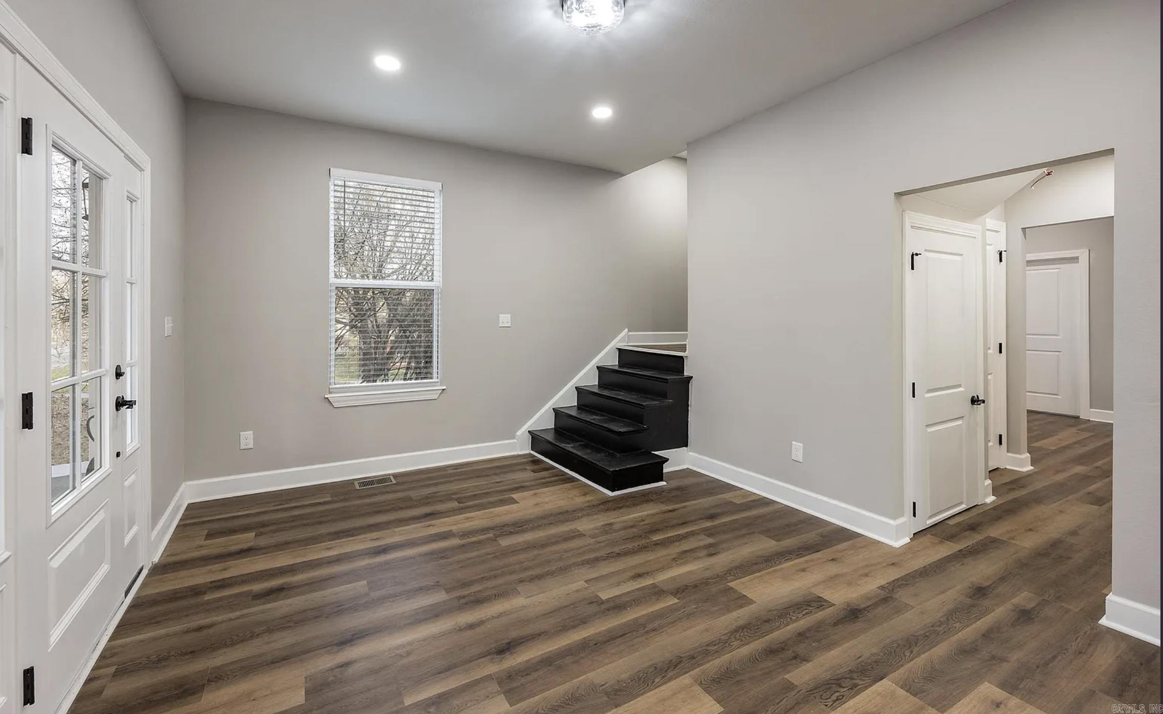 Worthen Wat - Residential Lease