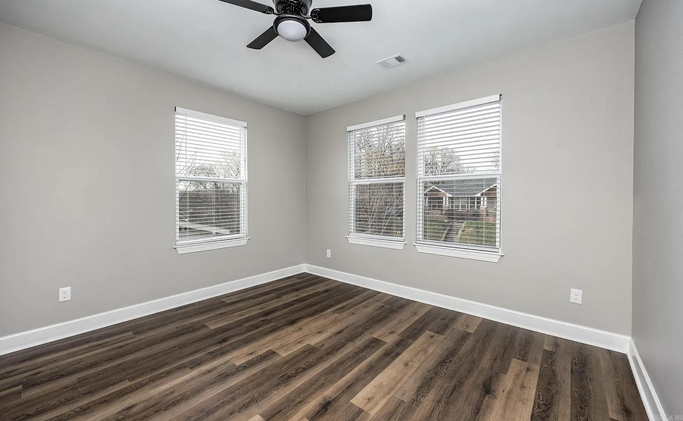 Worthen Wat - Residential Lease