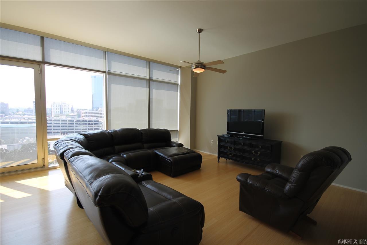 300 THIRD HPR - Residential