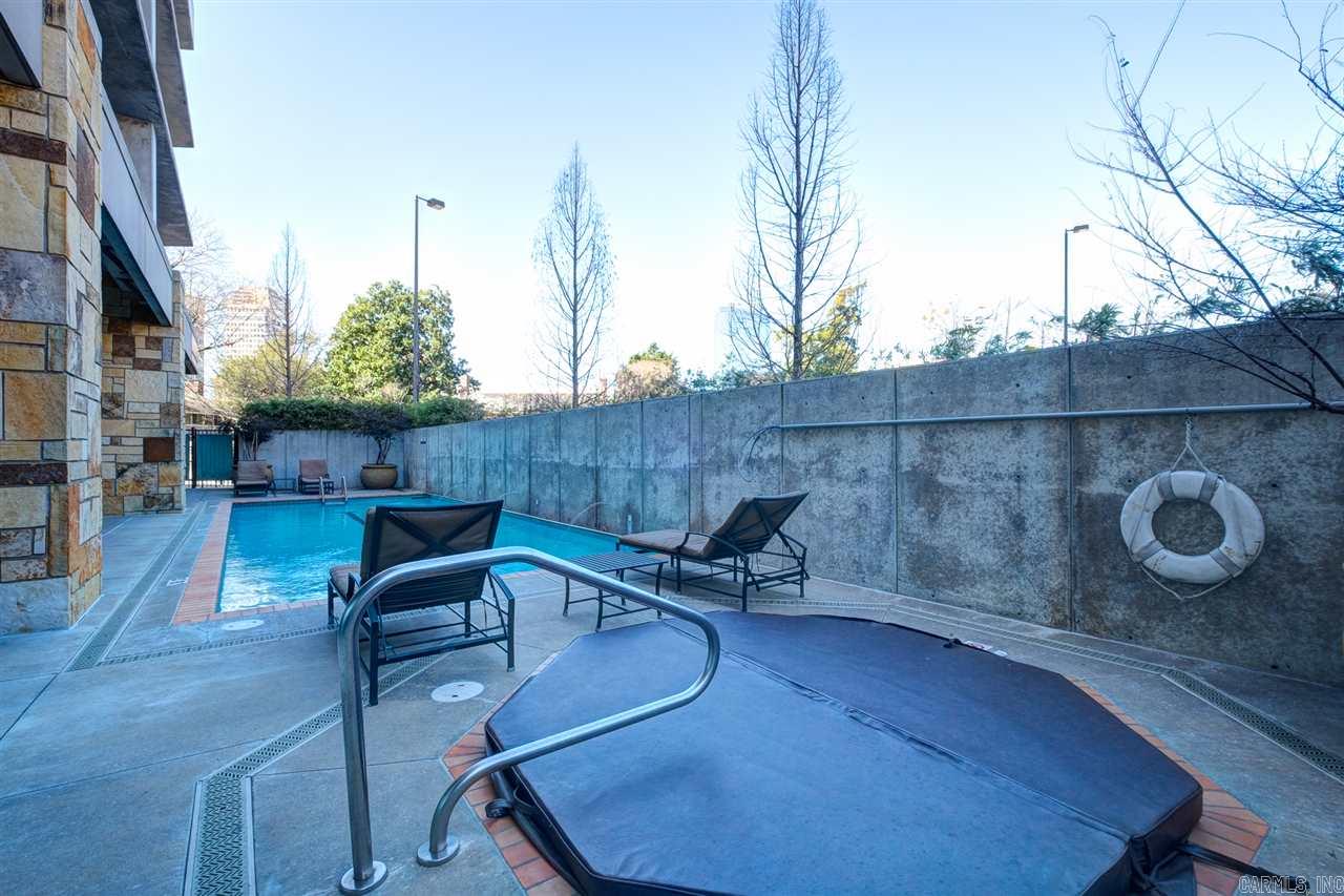 300 THIRD HPR - Residential