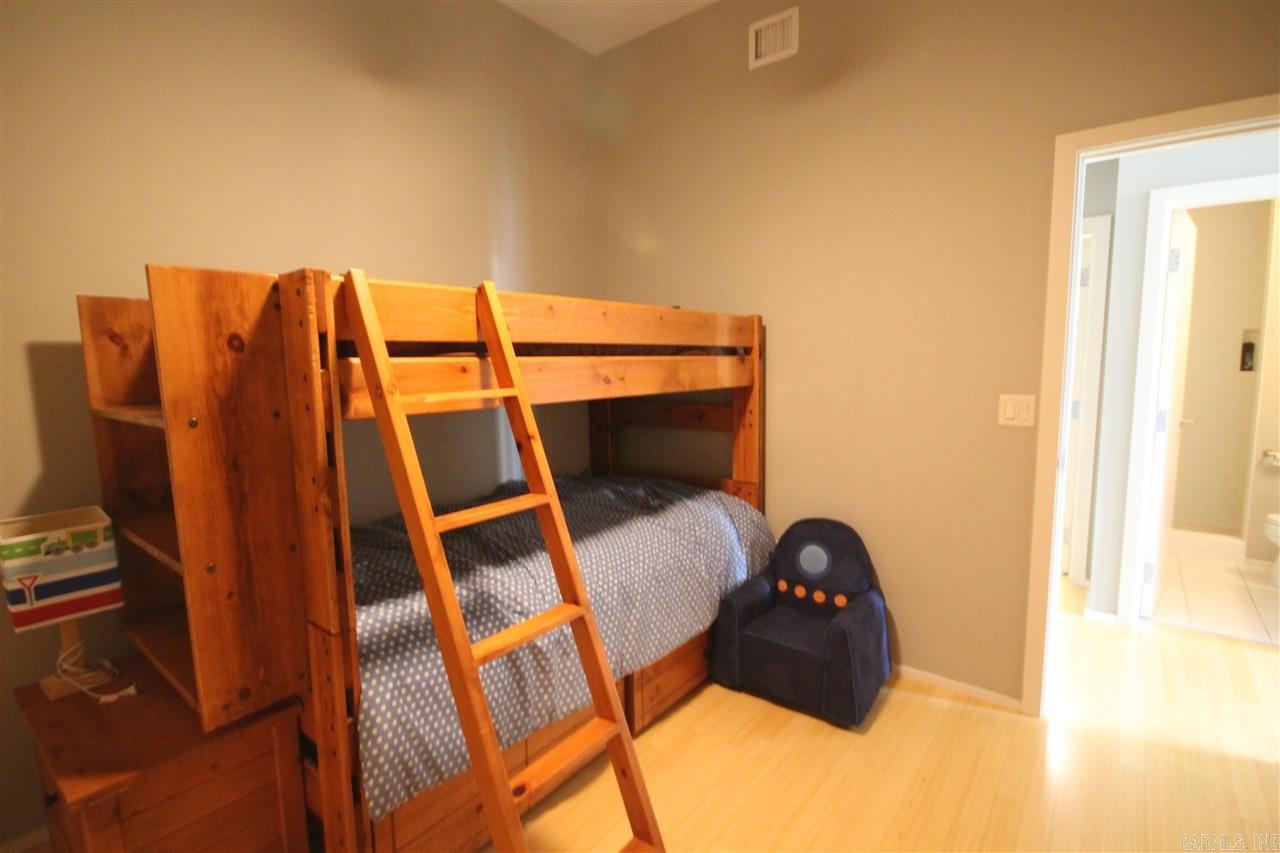 300 THIRD HPR - Residential