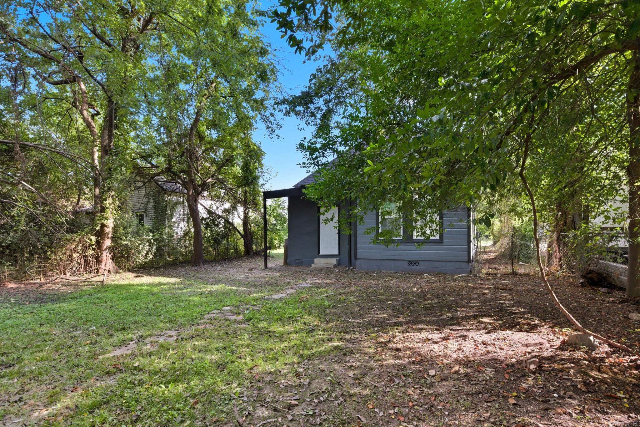 GILES - Residential