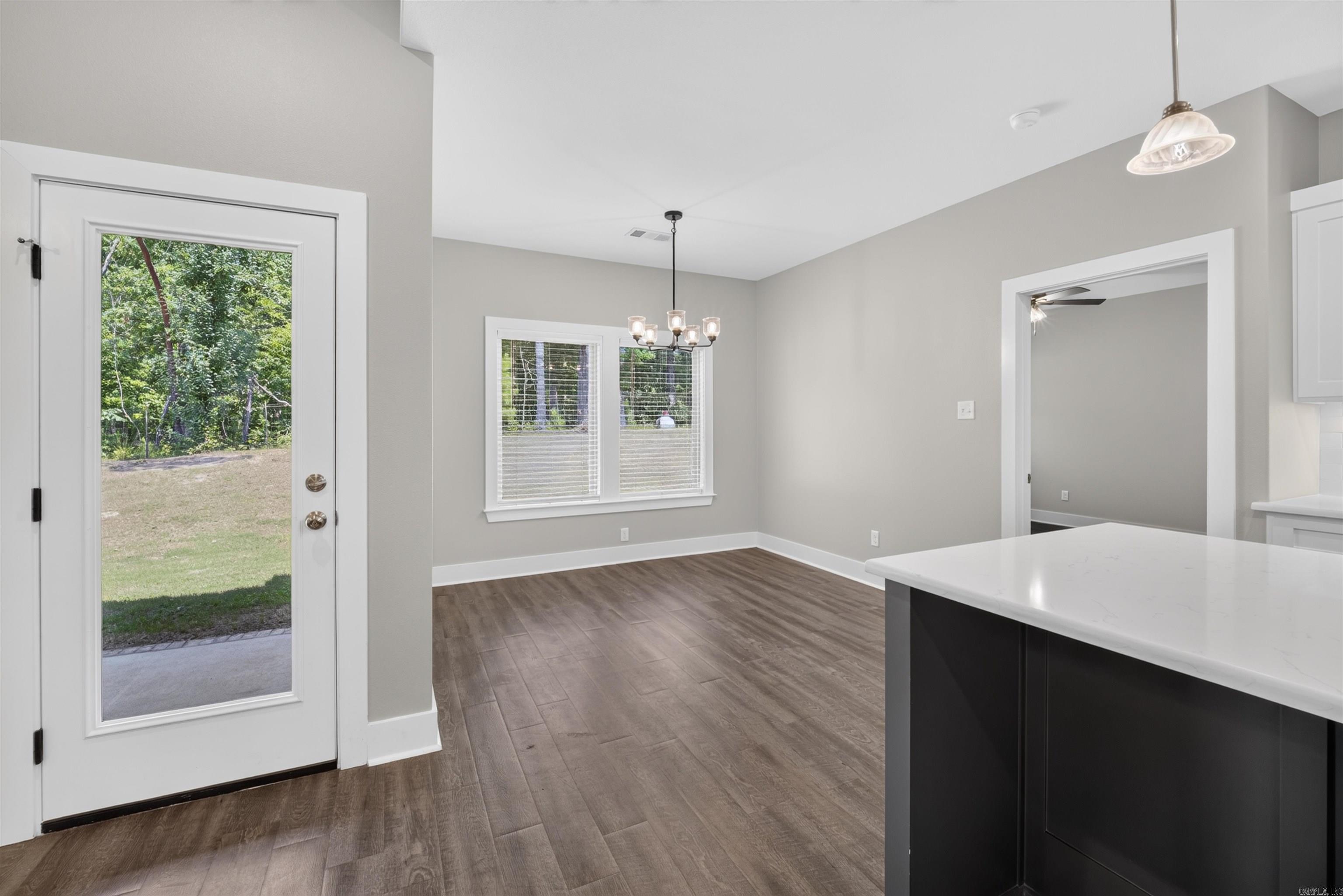 CYPRESS VALLEY - Residential