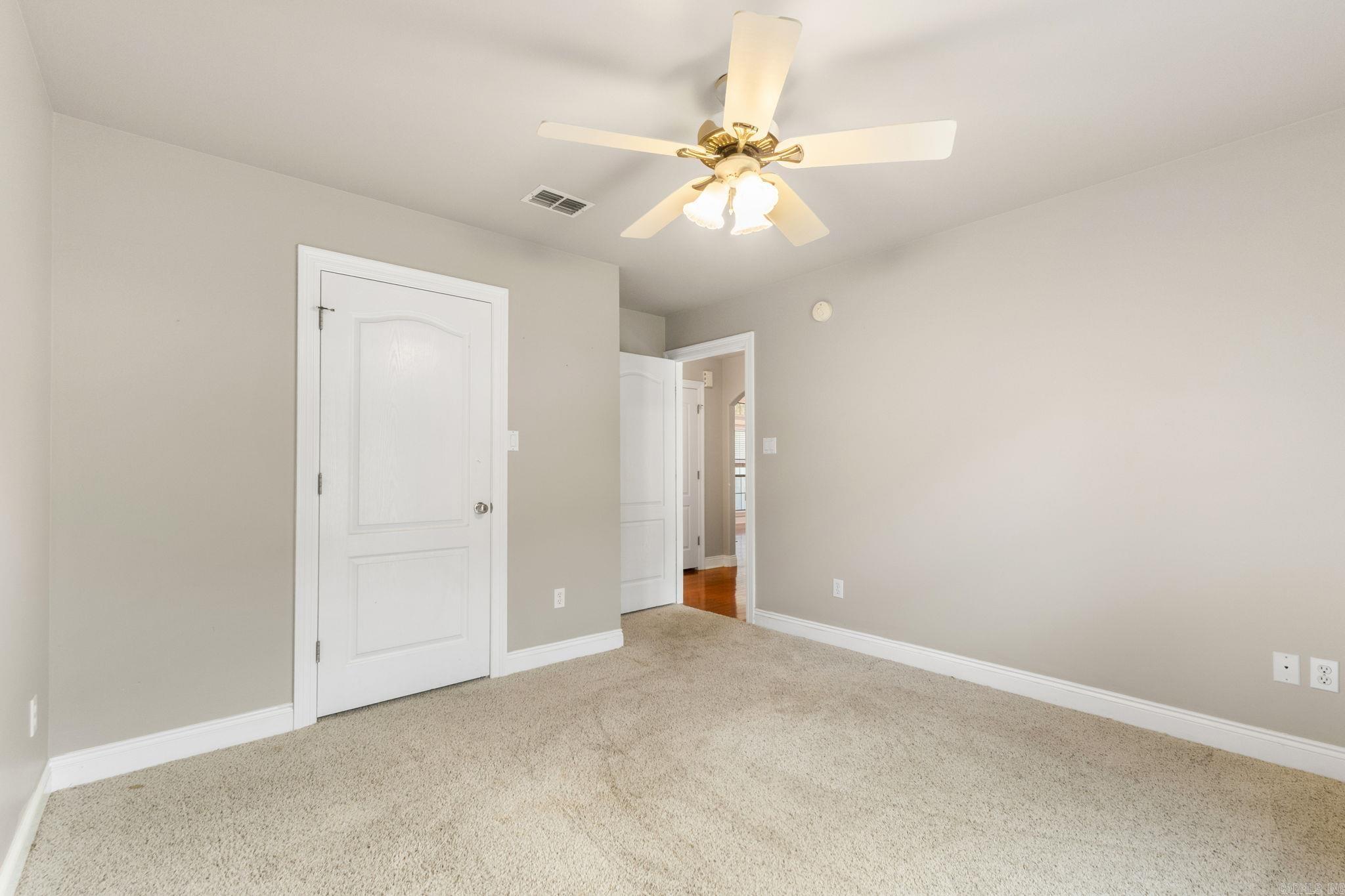 AUTUMN WOOD ESTATES - Residential