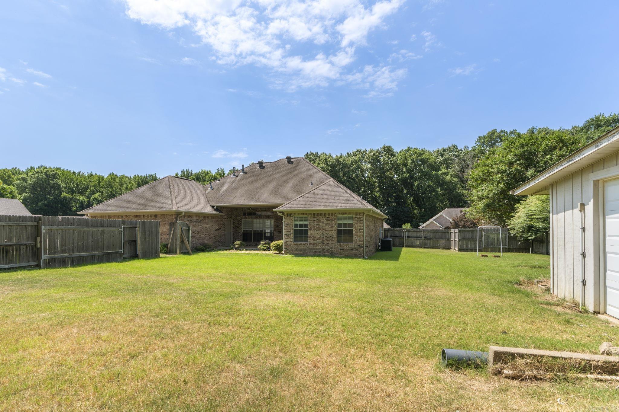 AUTUMN WOOD ESTATES - Residential