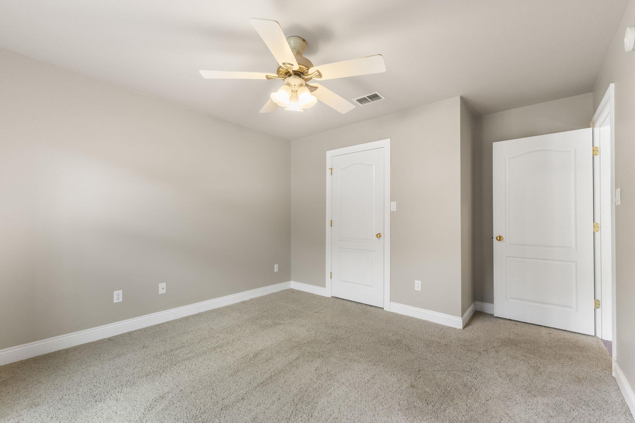 AUTUMN WOOD ESTATES - Residential