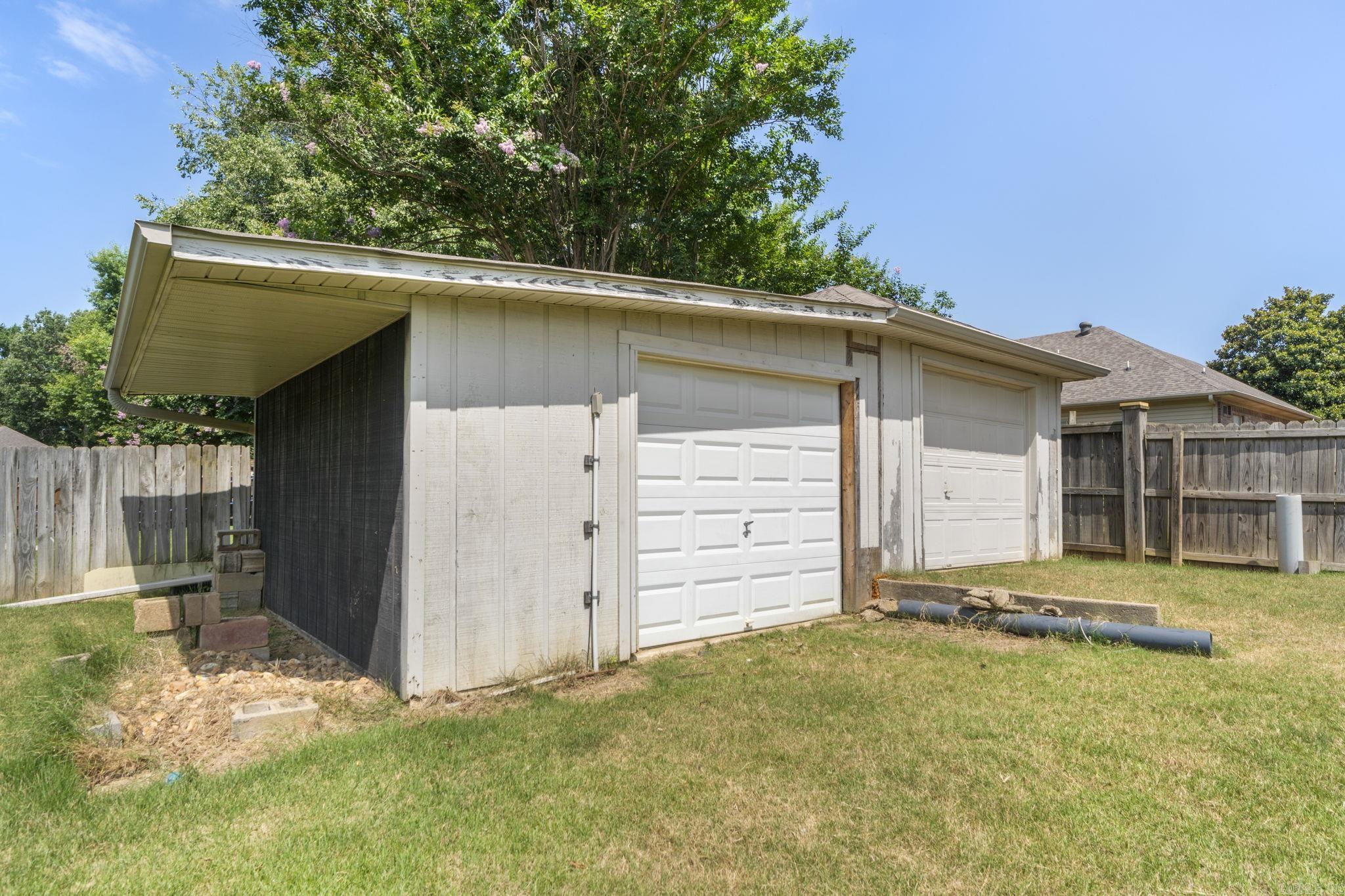 AUTUMN WOOD ESTATES - Residential
