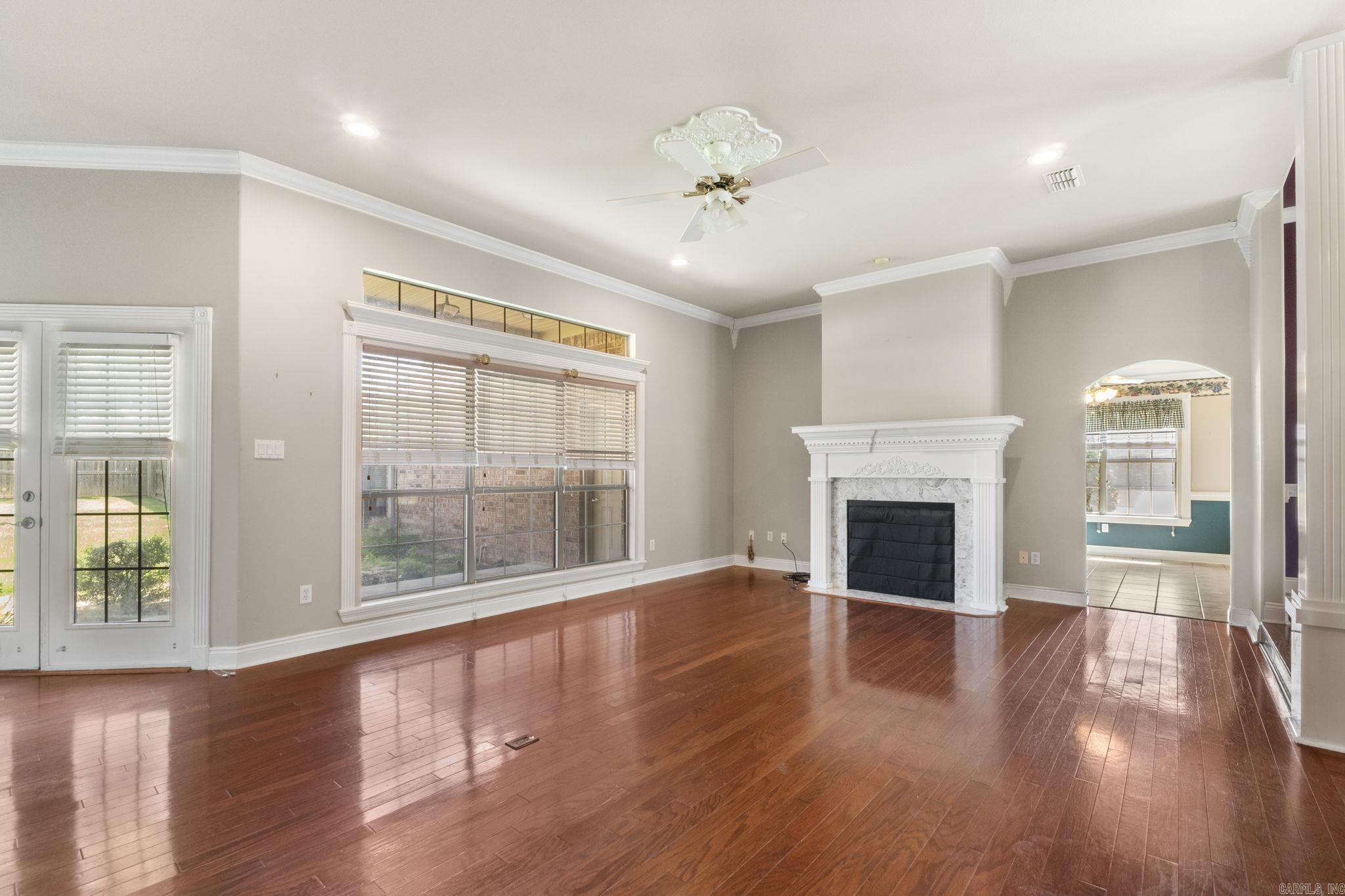 AUTUMN WOOD ESTATES - Residential