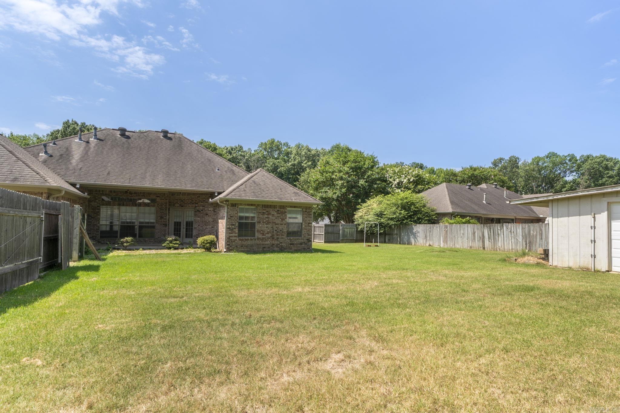 AUTUMN WOOD ESTATES - Residential