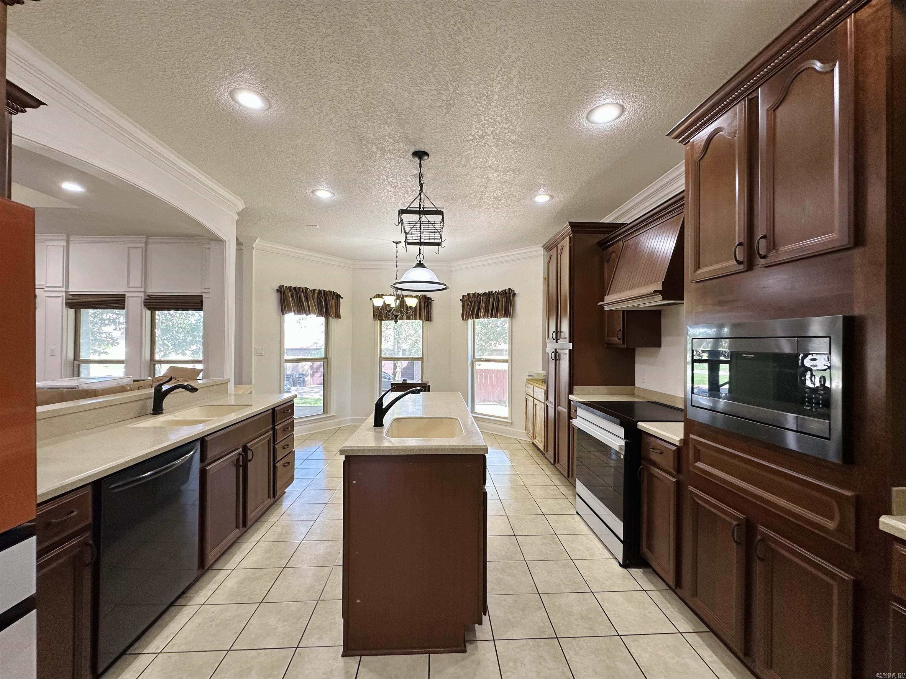 CHAPEL HILL - Residential
